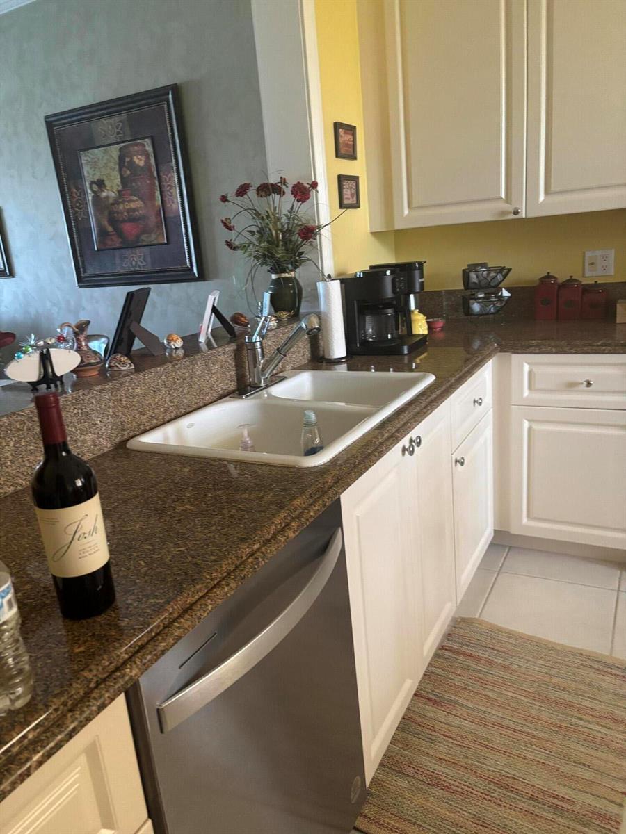 14 Harbour Isle Drive W # 301, Fort Pierce FL 34949 photo 3