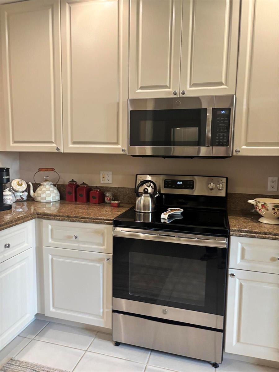 14 Harbour Isle Drive W # 301, Fort Pierce FL 34949 photo 5