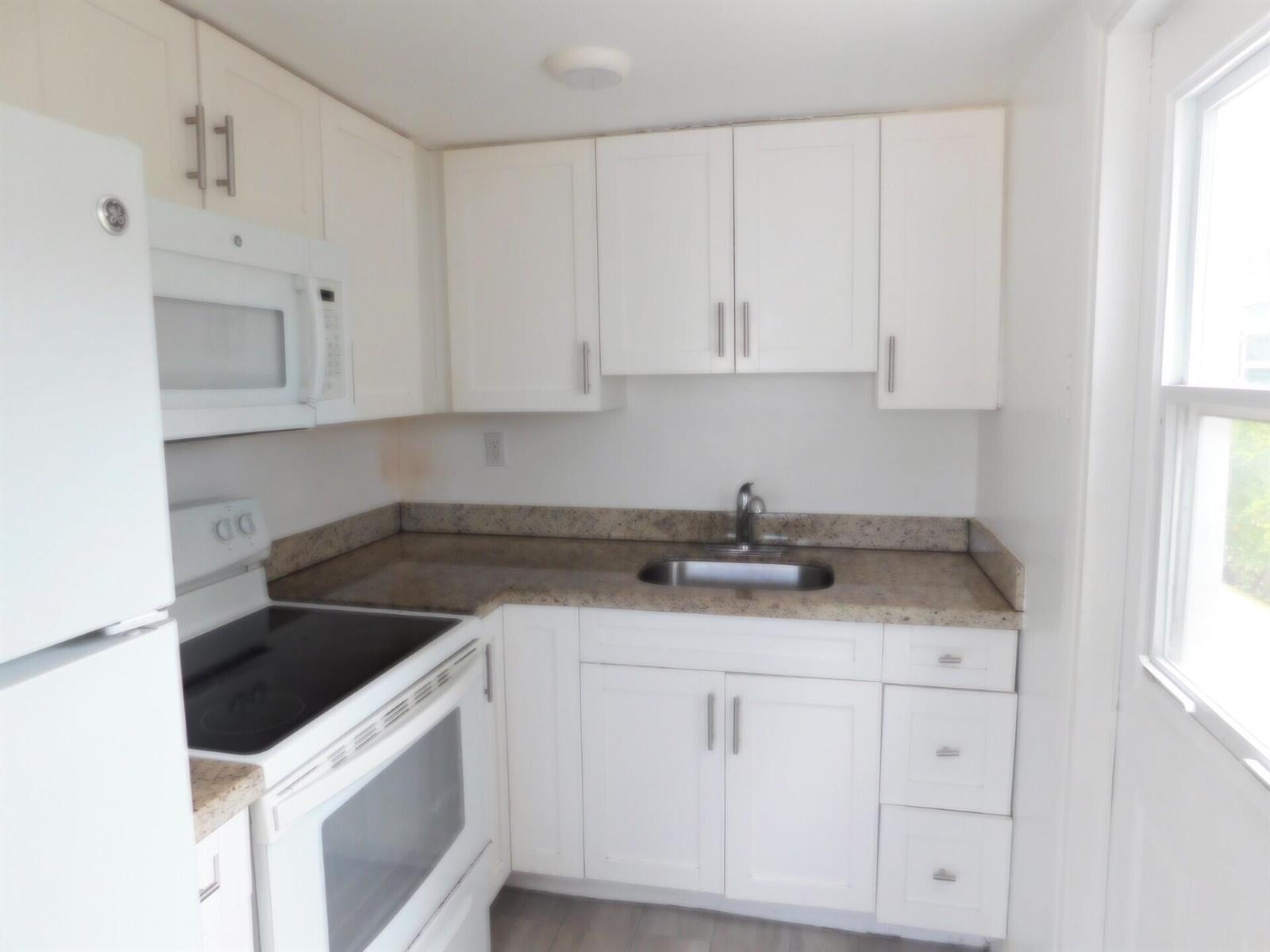 825 NE 6th Street # 3, Fort Lauderdale FL 33304 photo 3