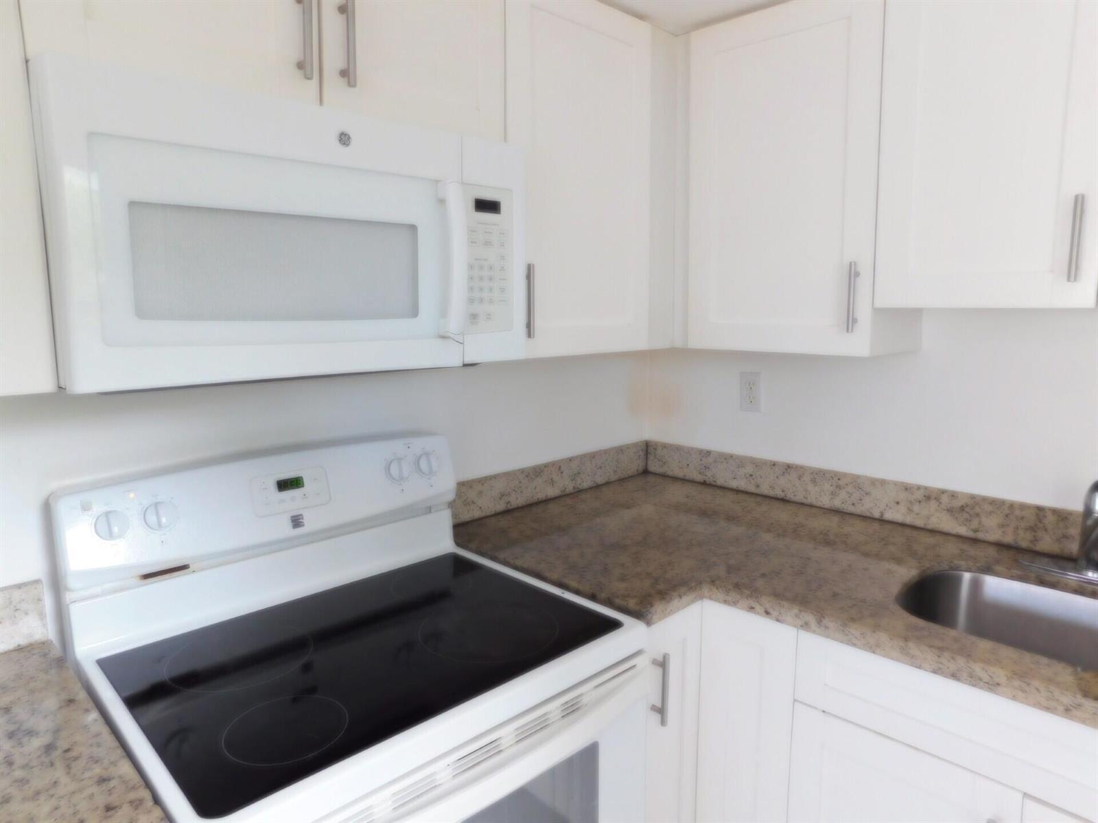 825 NE 6th Street # 3, Fort Lauderdale FL 33304 photo 5