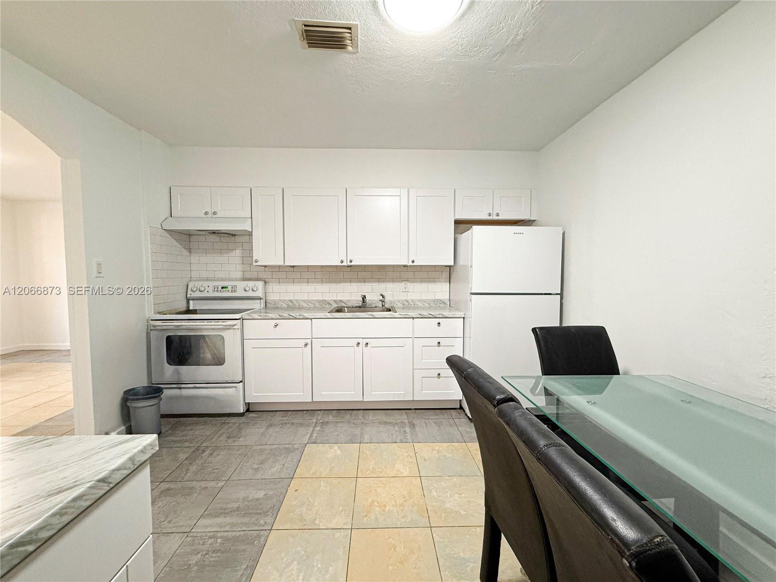 7110 Custer St # 1, Hollywood FL 33024 photo 3