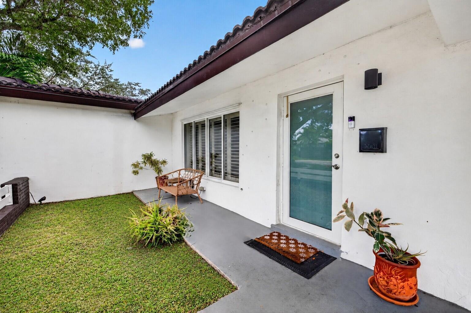 4031 NE 15TH Avenue, Oakland Park FL 33334 photo 3