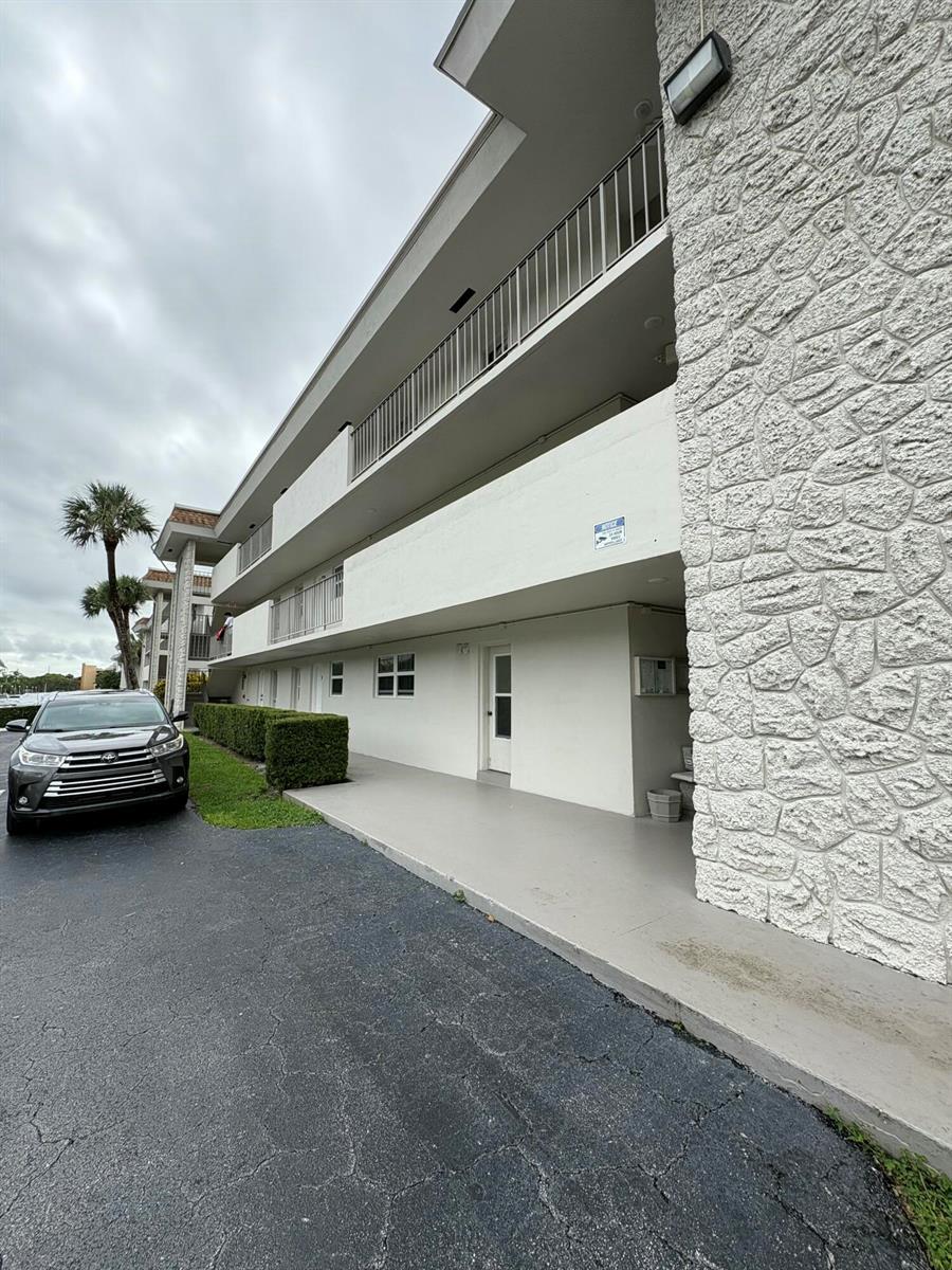 5701 NW 2ND Avenue, Boca Raton FL 33487 photo 4