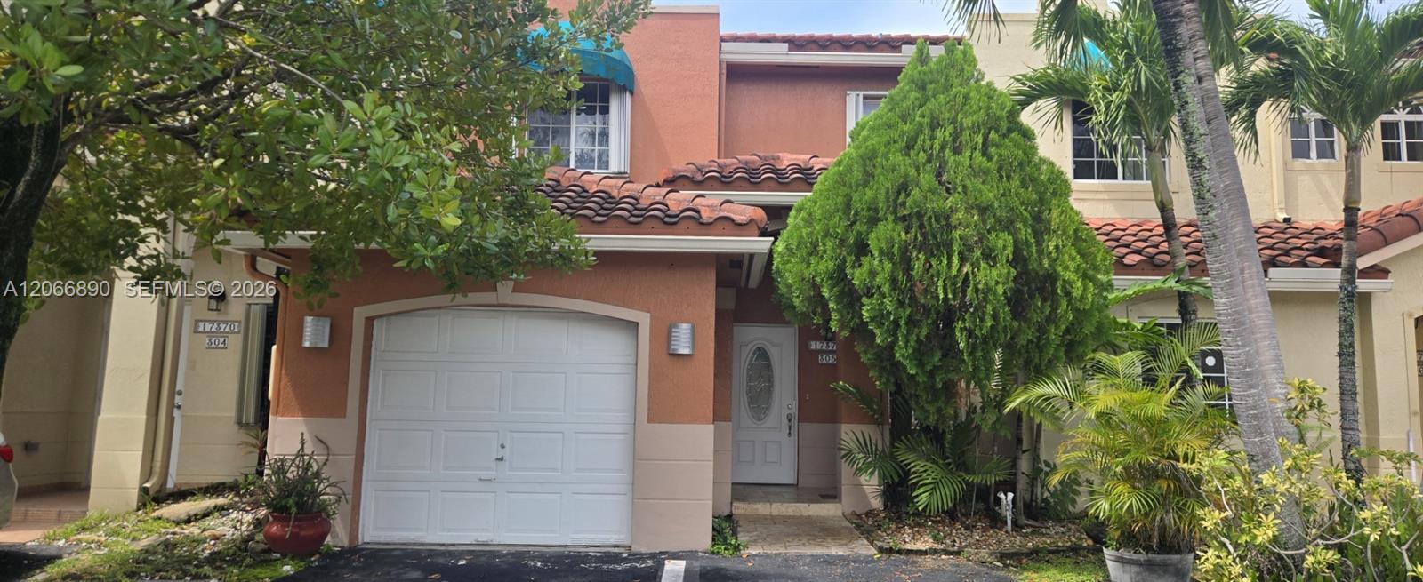 17370 NW 69th Ct # 305, Hialeah FL 33015