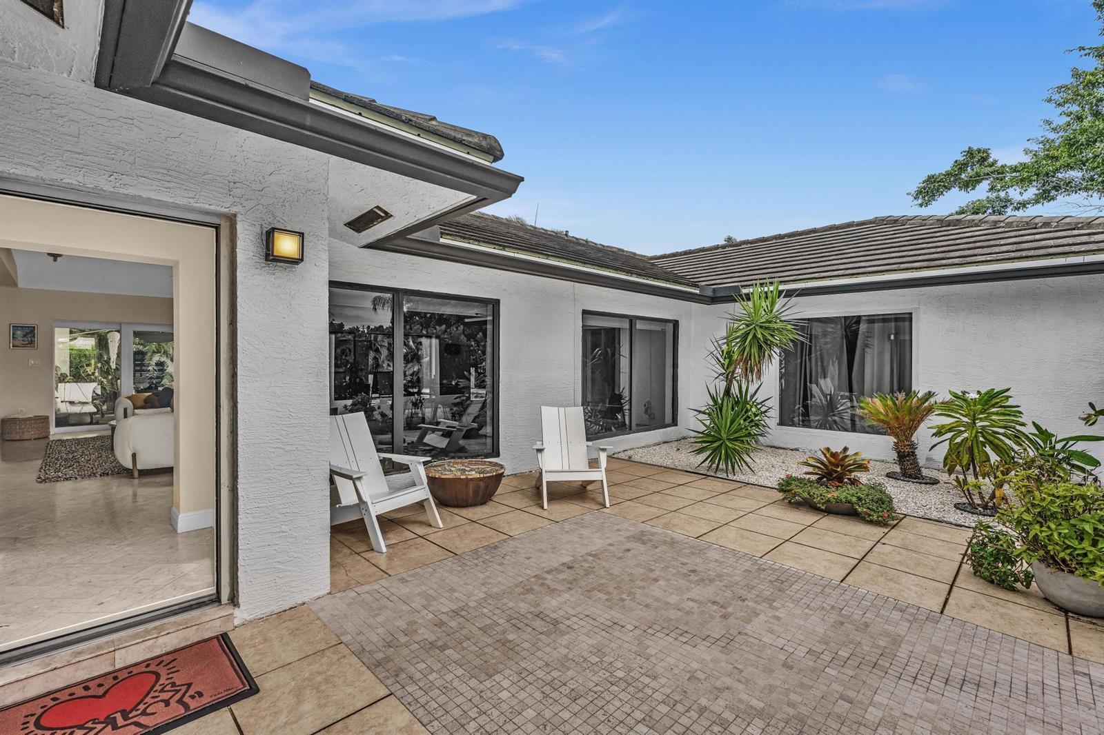 4441 NE 19TH Avenue, Oakland Park FL 33308 photo 4