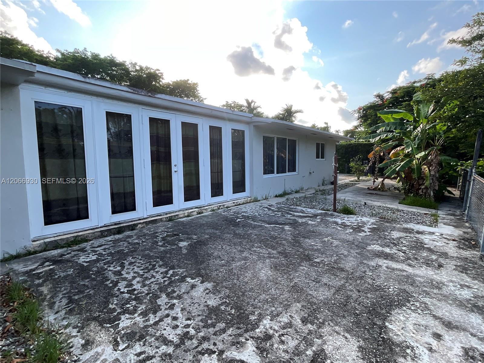 12325 NE 2nd Ct, North Miami FL 33161 photo 5