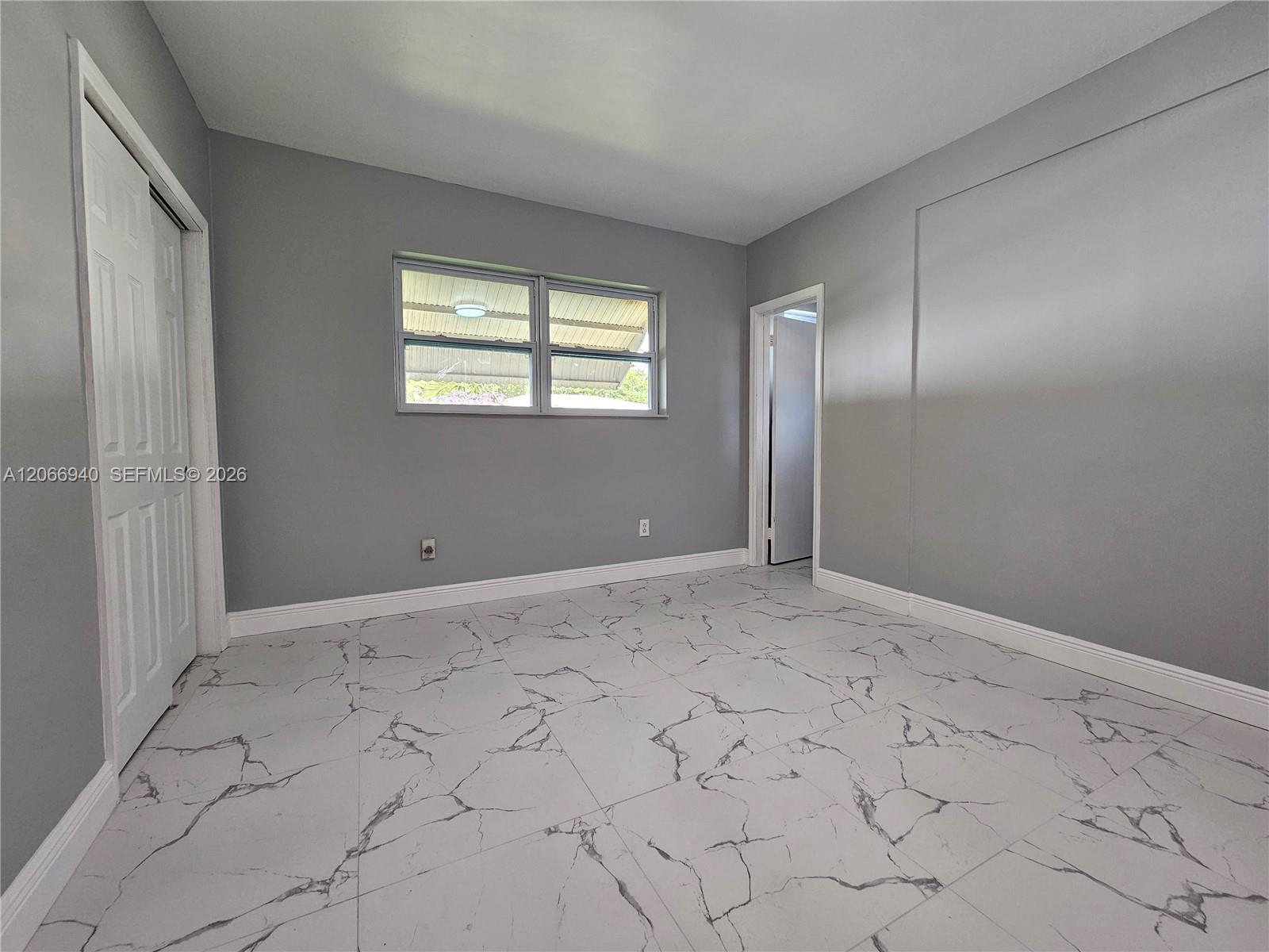 1929 NE 176th St, North Miami Beach FL 33162 photo 5