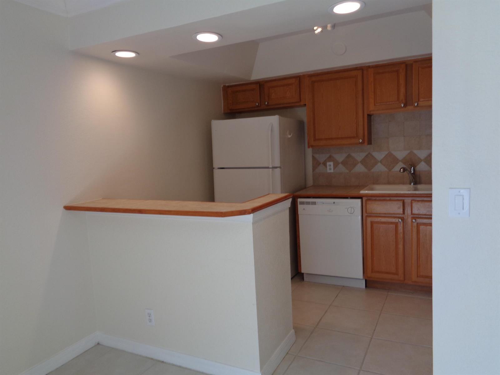 312 SOUTHWIND Drive # 104, North Palm Beach FL 33408 photo 4