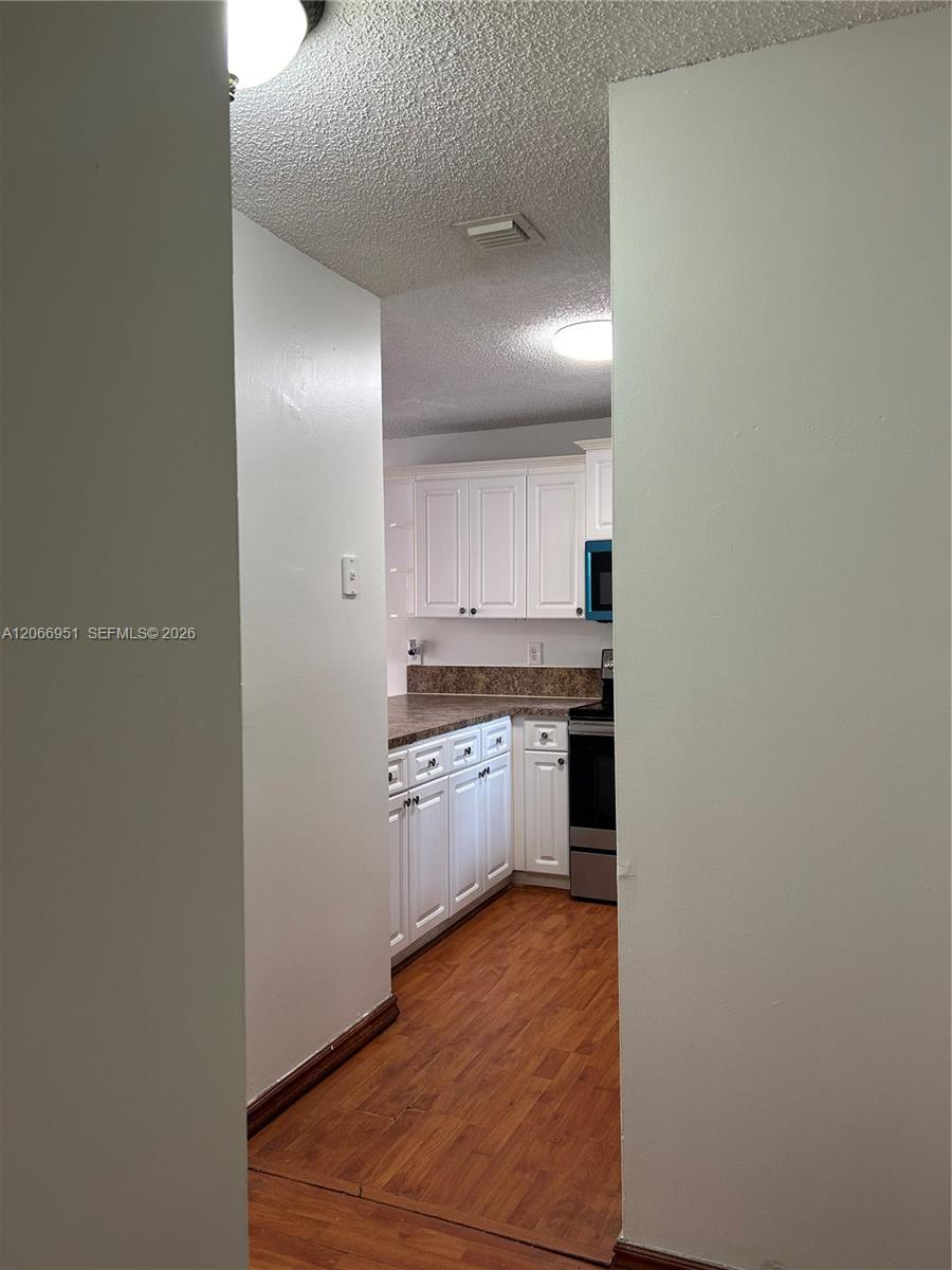 6245 KENDALE LAKES CR # 215, Miami FL 33183 photo 5