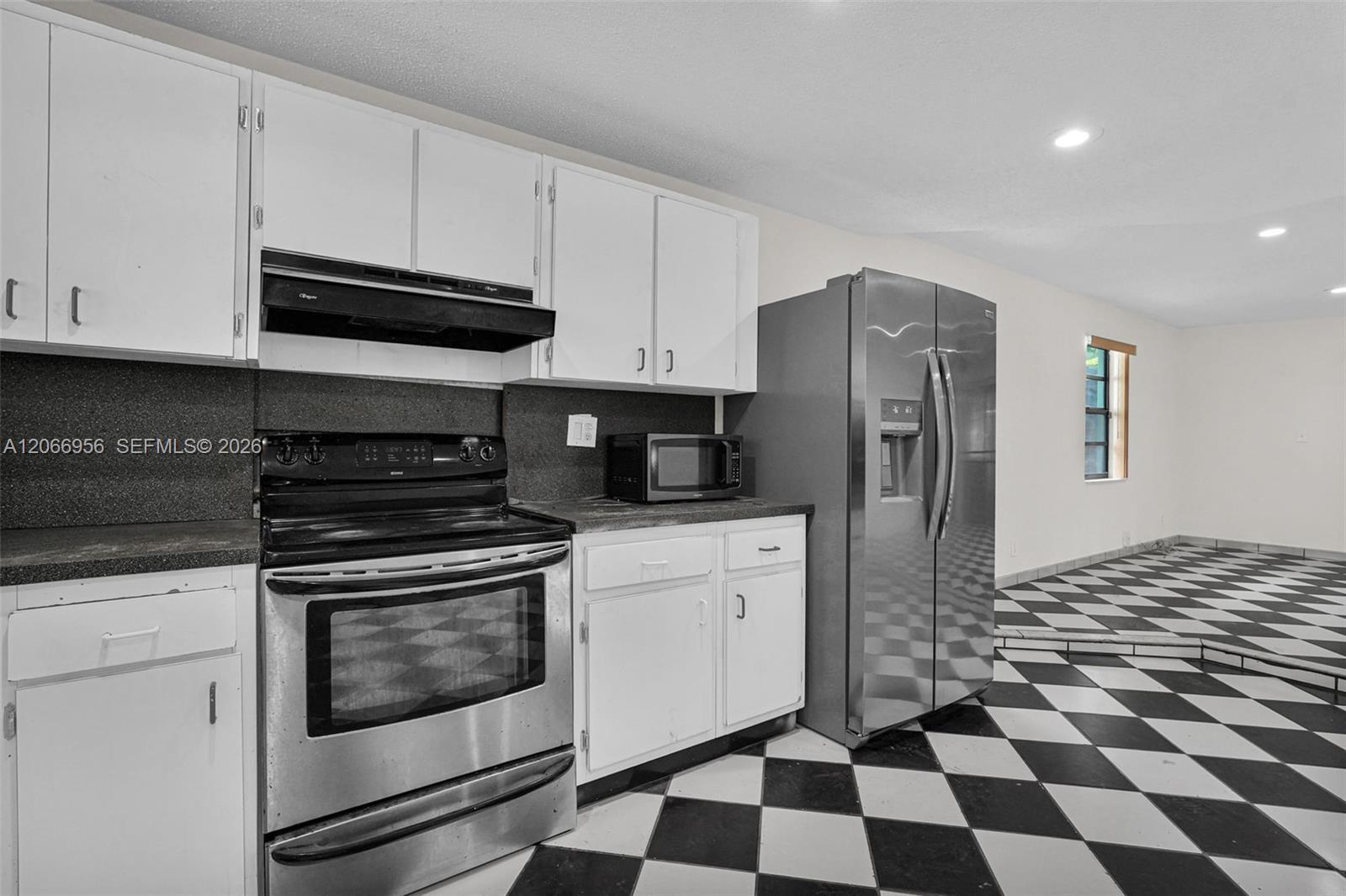 81 NW 41st St # 2, Miami FL 33127 photo 5