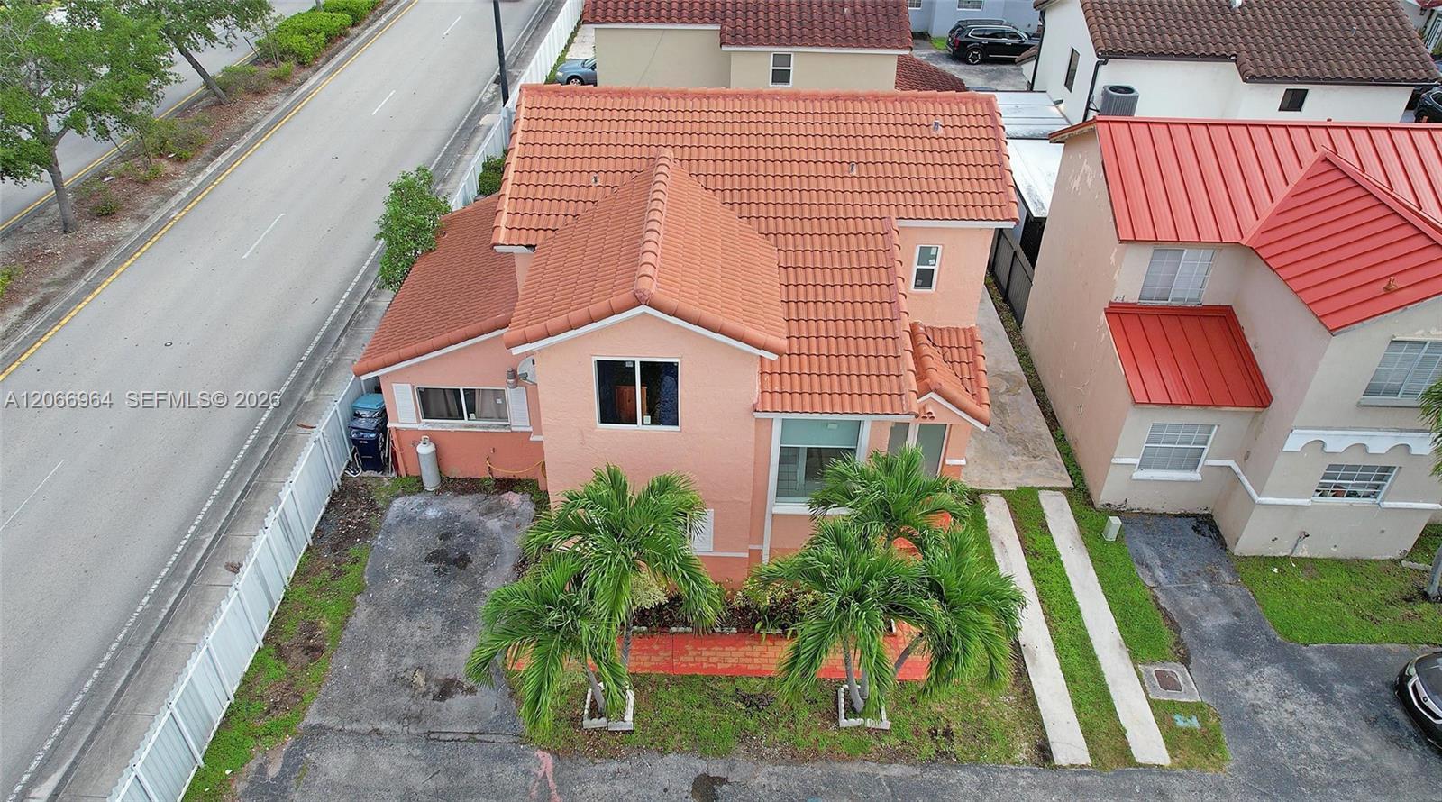12693 NW 8th Ter, Miami FL 33182 photo 3