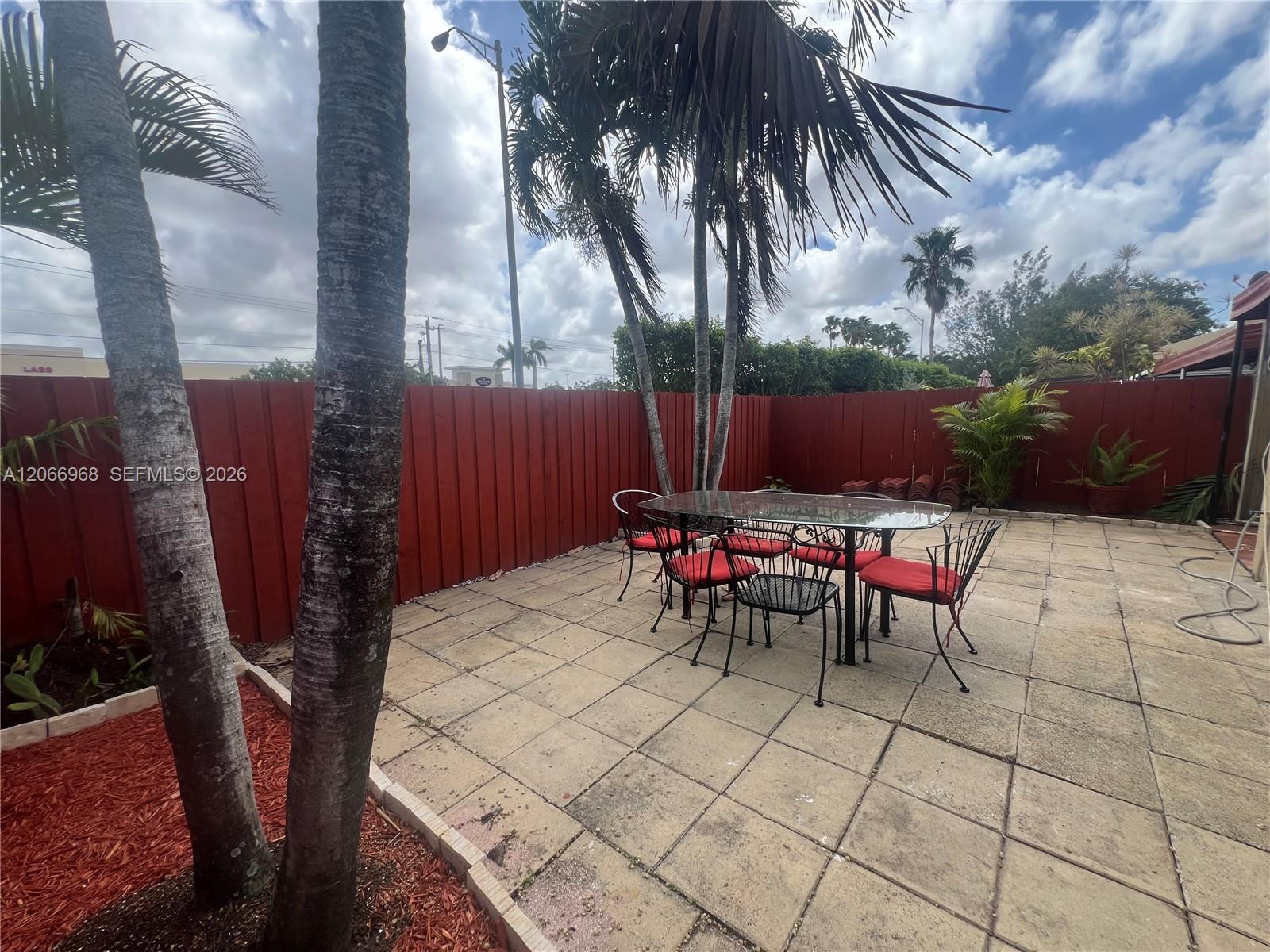 11720 SW 103rd Ln, Miami FL 33186 photo 4