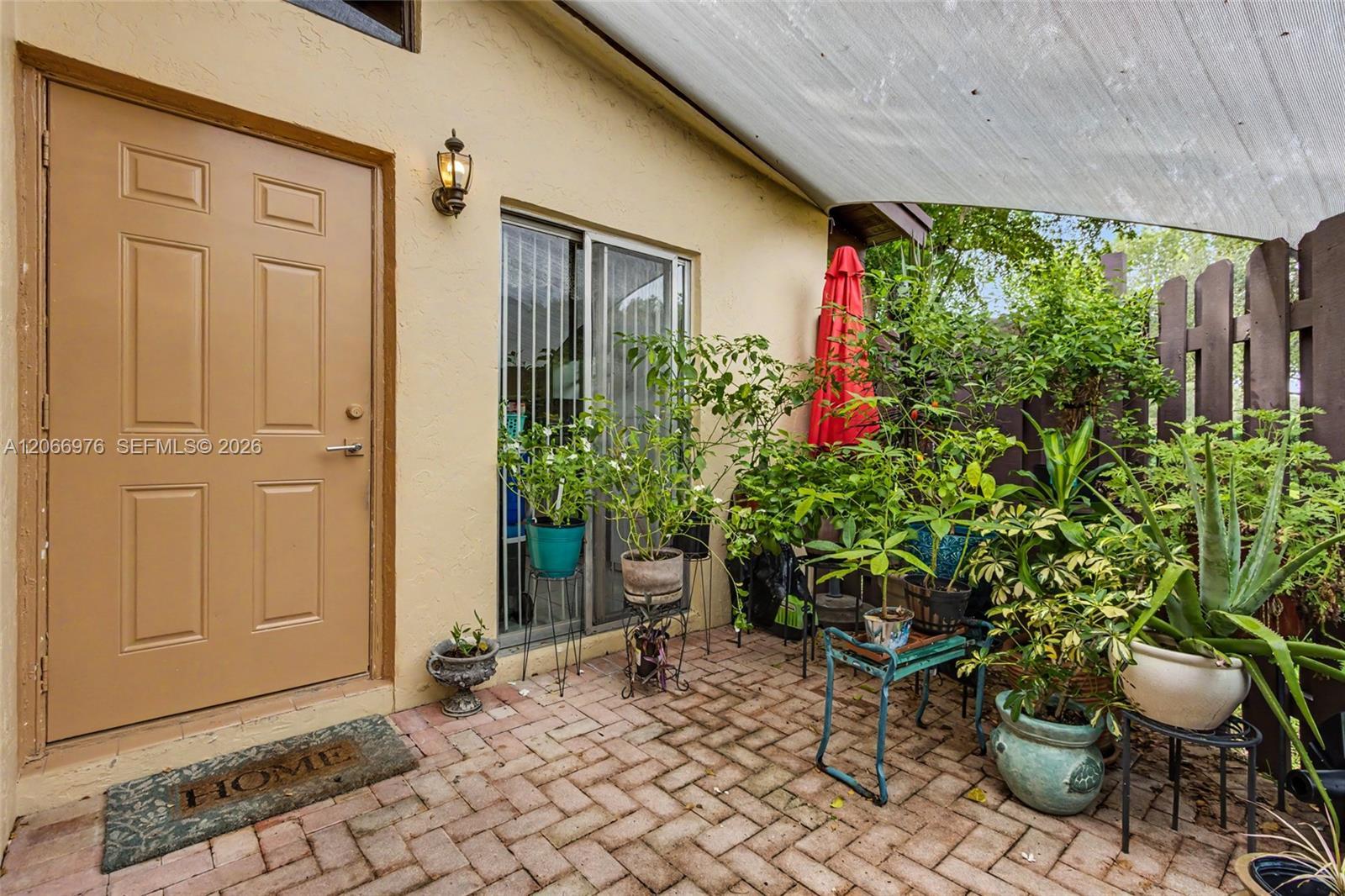 139 Essex Rd # 28, Hollywood FL 33024 photo 2