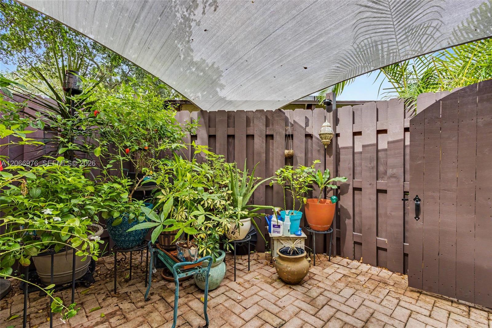 139 Essex Rd # 28, Hollywood FL 33024 photo 3