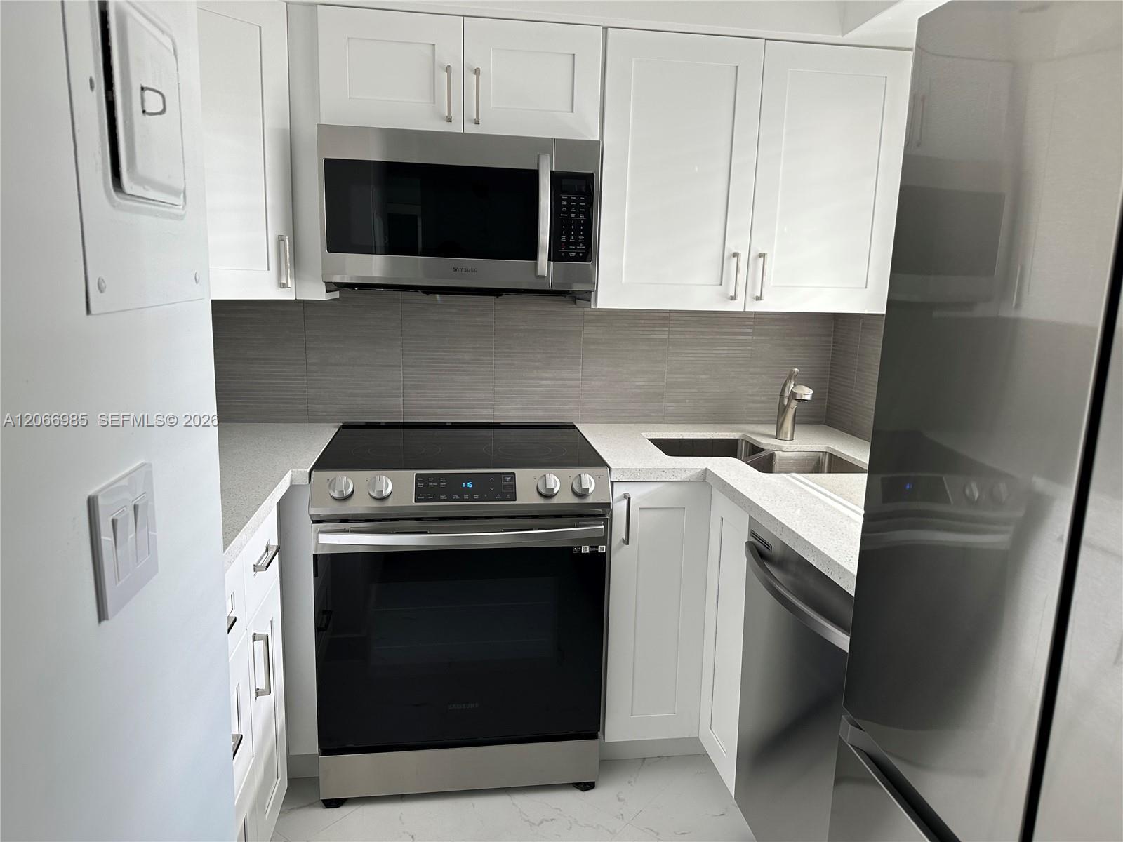 1333 E Hallandale Beach Blvd # 423, Hallandale Beach FL 33009 photo 3