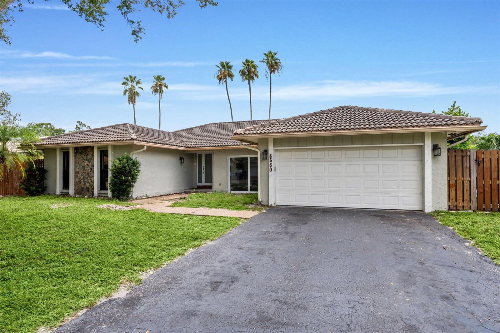 8560 NW 2nd Street, Coral Springs FL 33071 photo 2