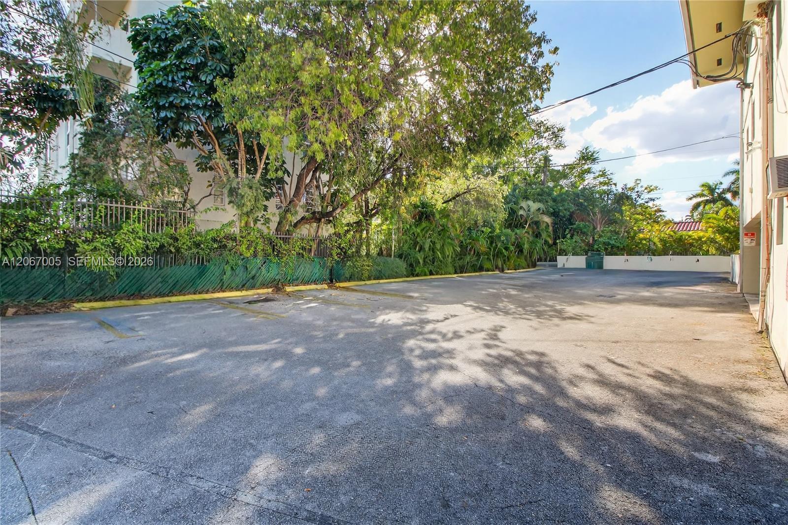 1600 S Le Jeune Rd # 14, Coral Gables FL 33134 photo 5
