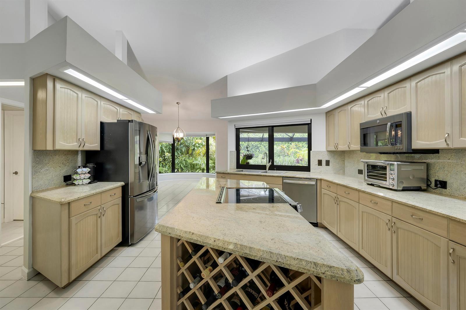 11 Alnwick Road, Palm Beach Gardens FL 33418 photo 4