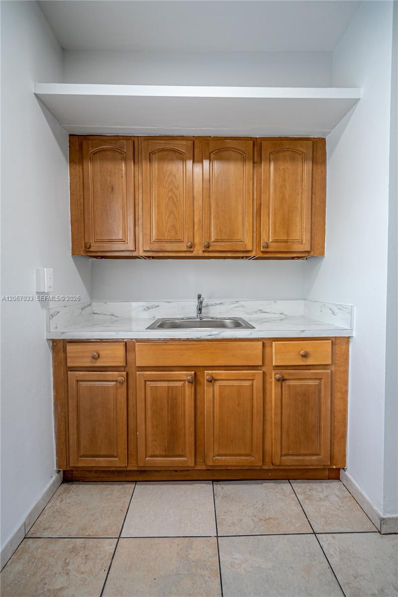 1208 71st St # 8, Miami Beach FL 33141 photo 5