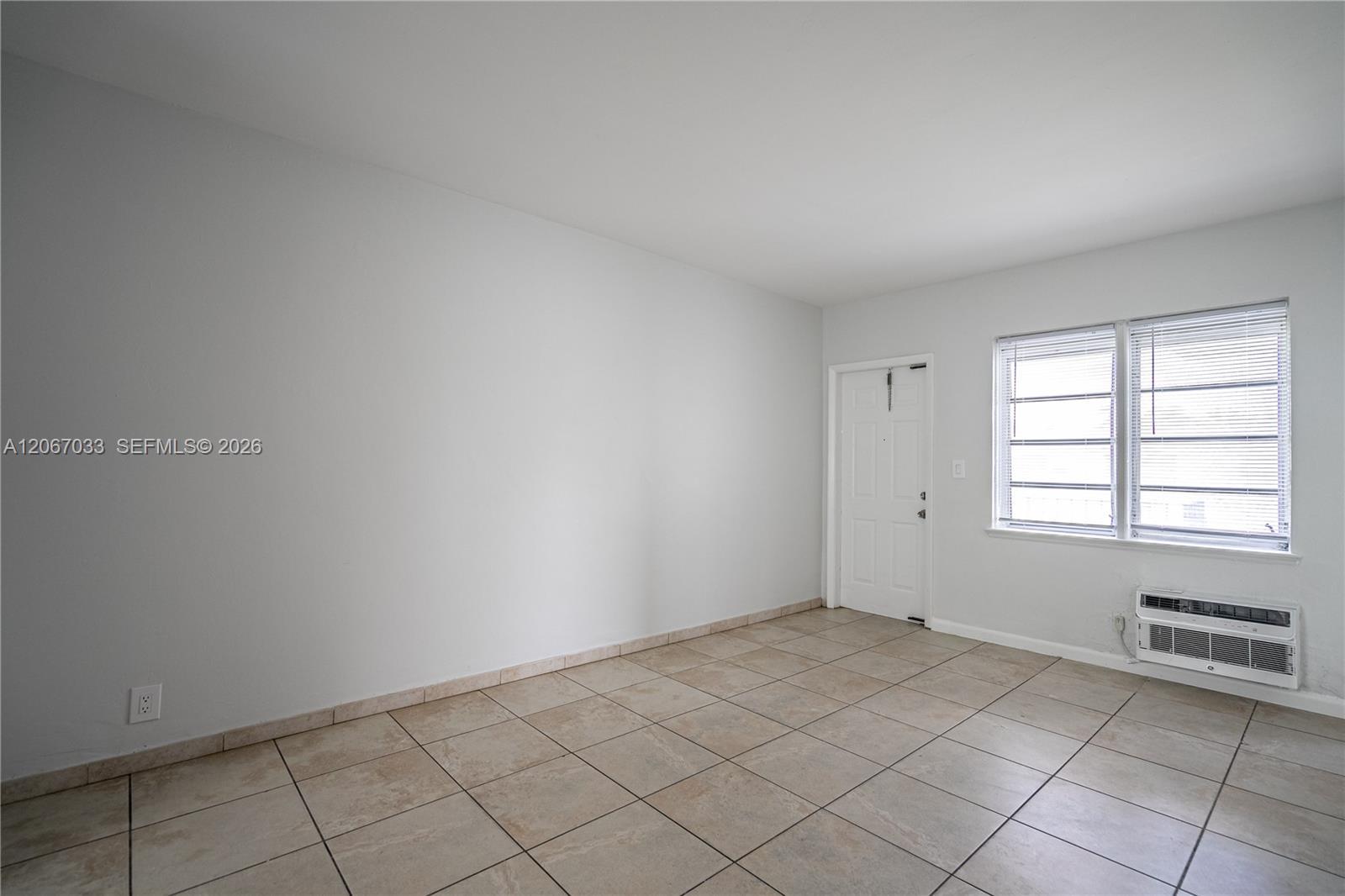 1208 71st St # 8, Miami Beach FL 33141 photo 4