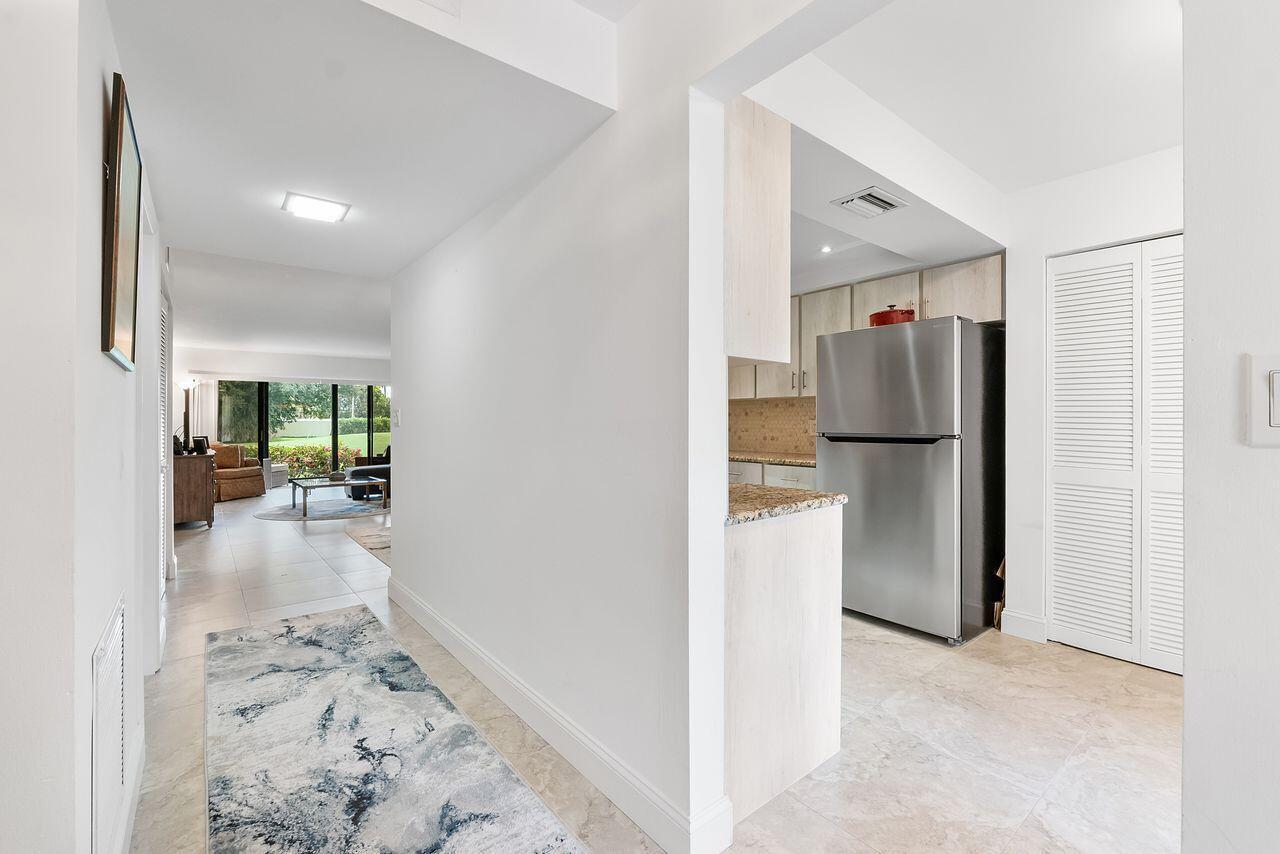 5055 Oak Hill Lane # 213, Delray Beach FL 33484 photo 5