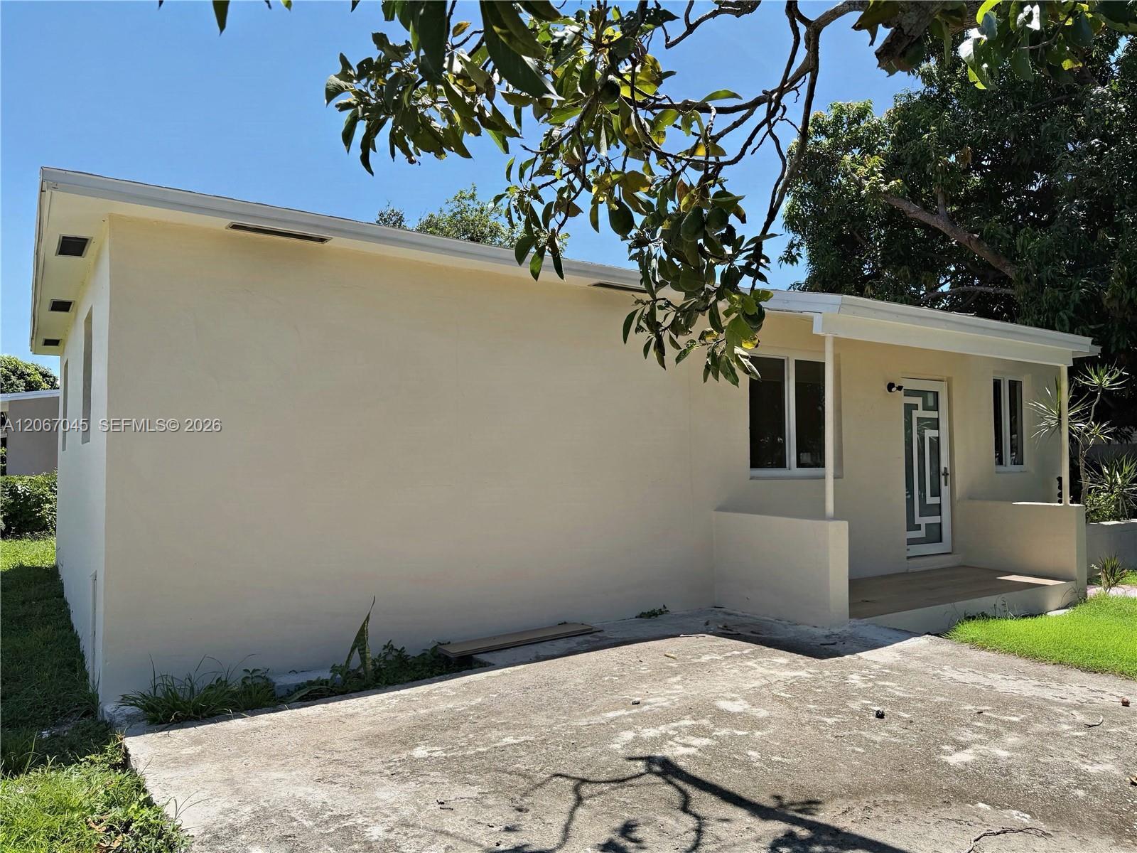 1740 NW 126th St, Miami FL 33167 photo 3