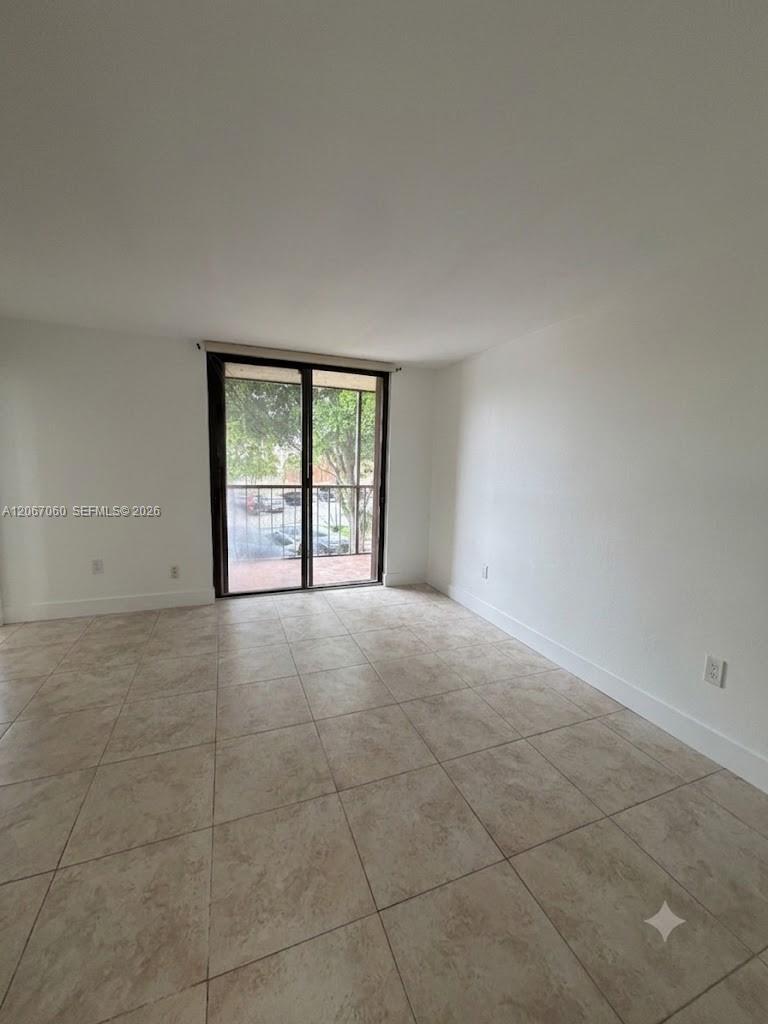 8065 SW 107th Ave # 201, Miami FL 33173 photo 5