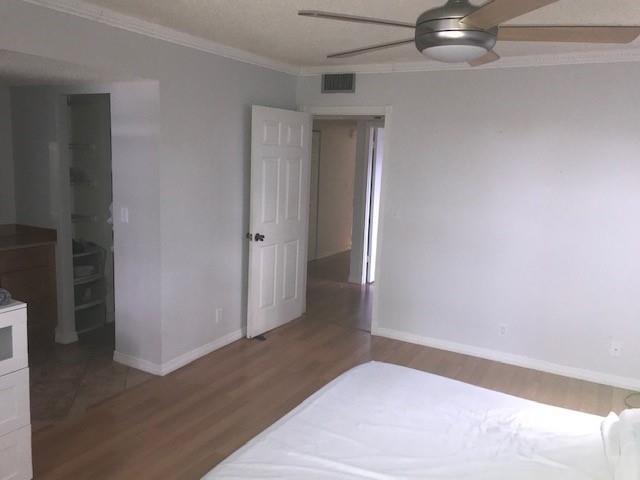 9480 Poinciana Place # 310, Davie FL 33324