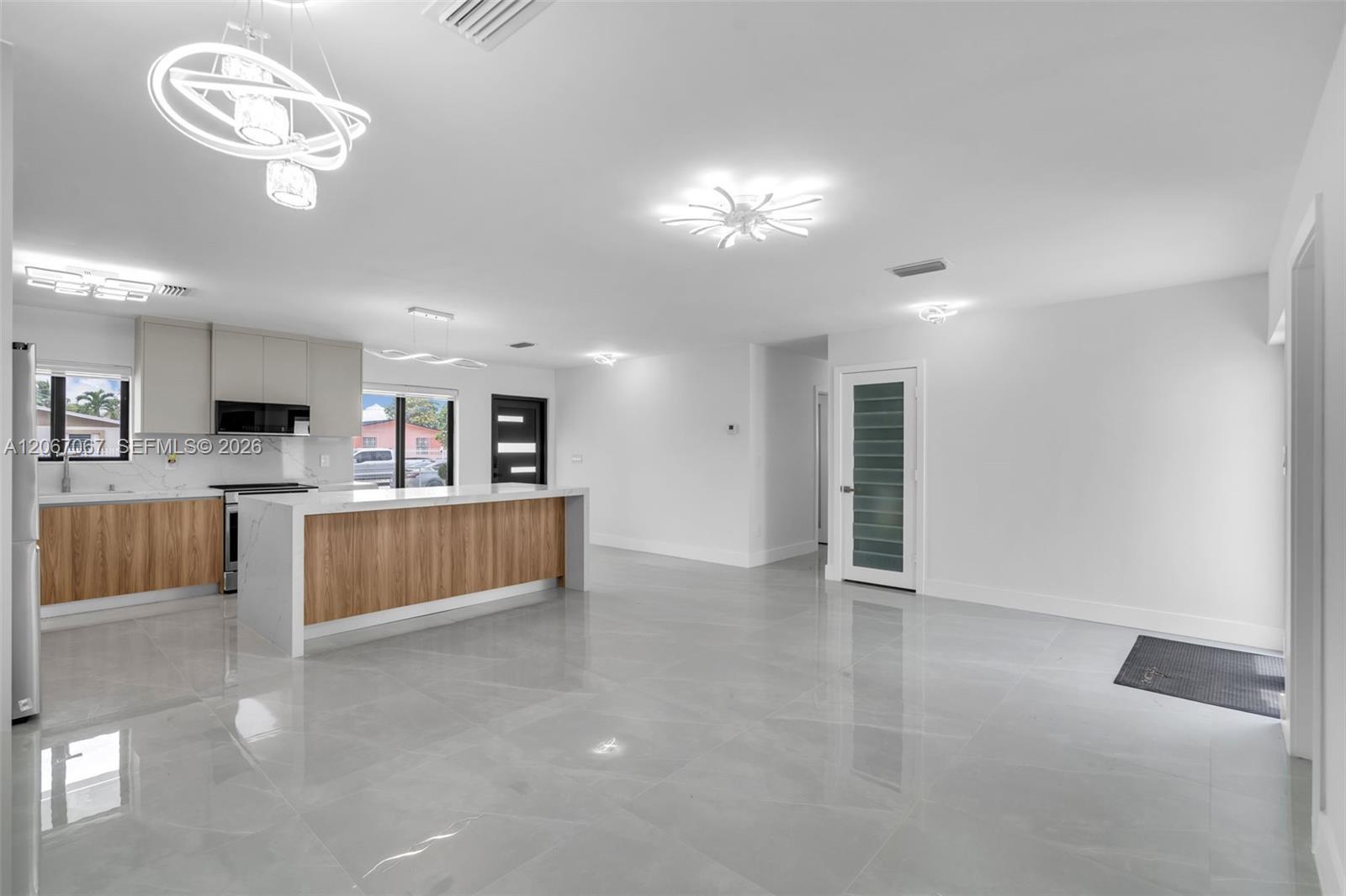 4450 NW 169th Ter, Miami Gardens FL 33055 photo 5