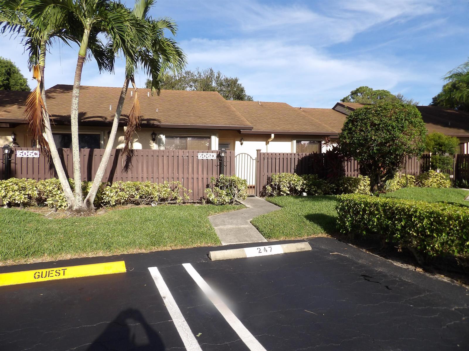 606 Sea Pine Way # D, FL 33415 photo 3