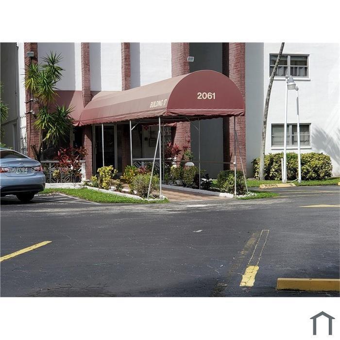 2061 NW 47th Ter # 209, Lauderhill FL 33313 photo 3