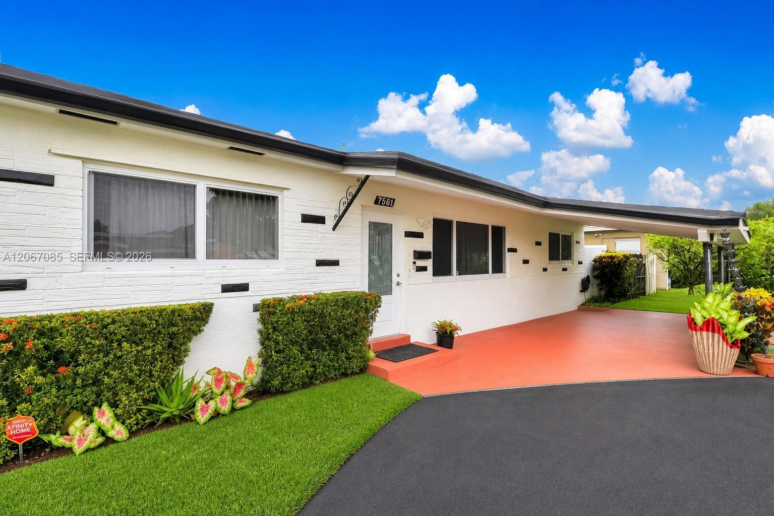 7561 Meridian St, Miramar FL 33023 photo 3