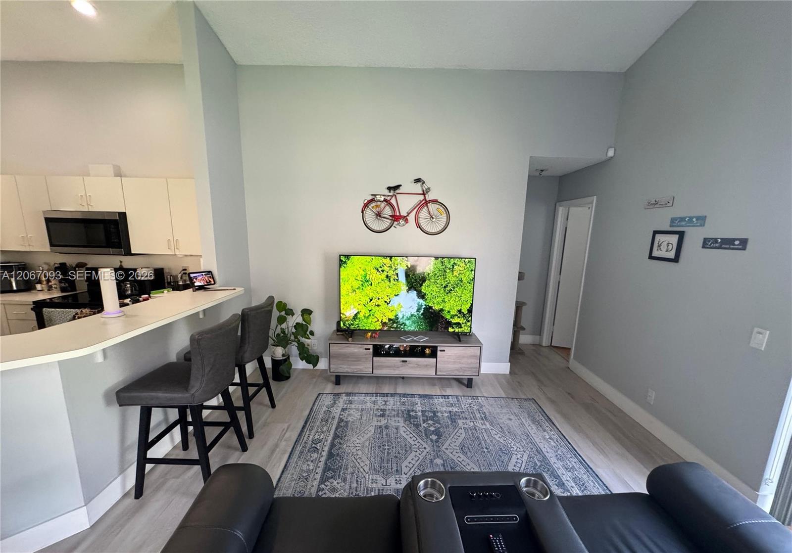 825 Falling Water Rd, Weston FL 33326 photo 5