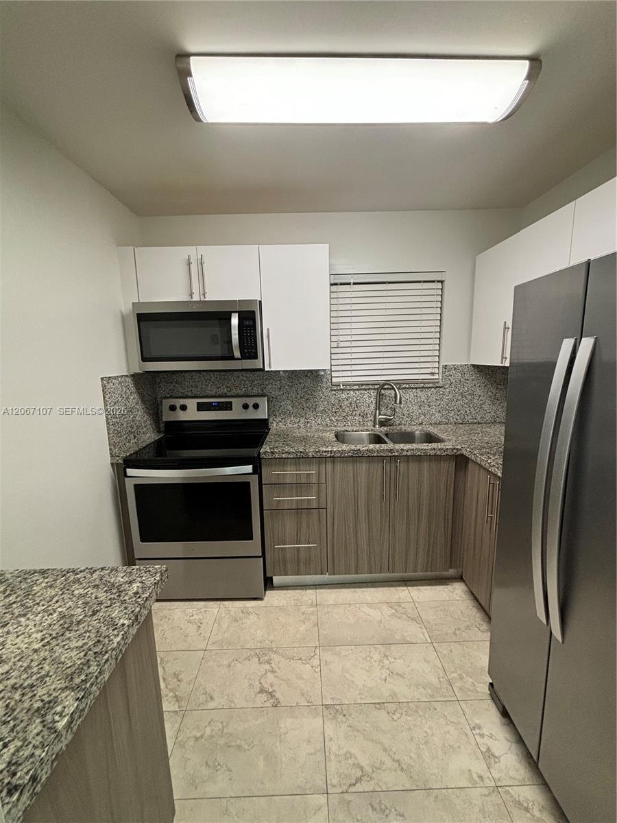7470 Miami Lakes Dr # B208, Miami Lakes FL 33014 photo 3
