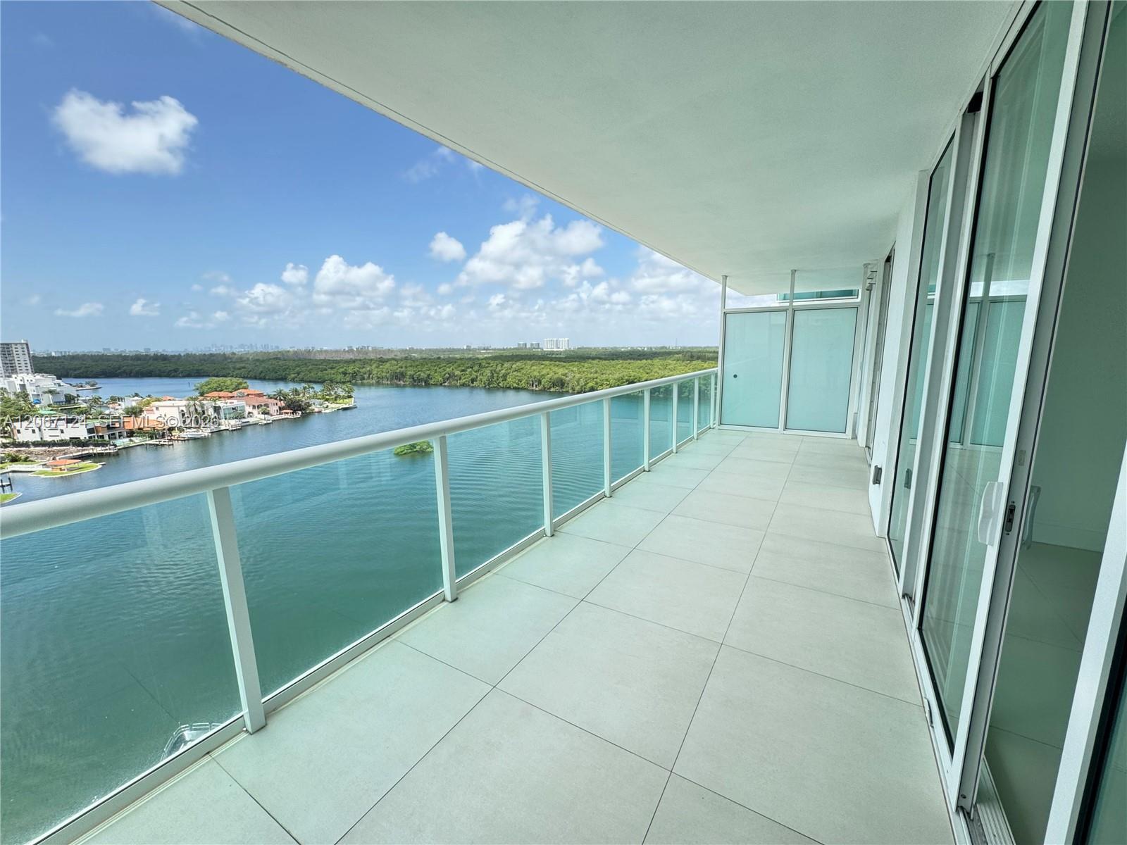 400 Sunny Isles Blvd # 1221, Sunny Isles Beach FL 33160 photo 2