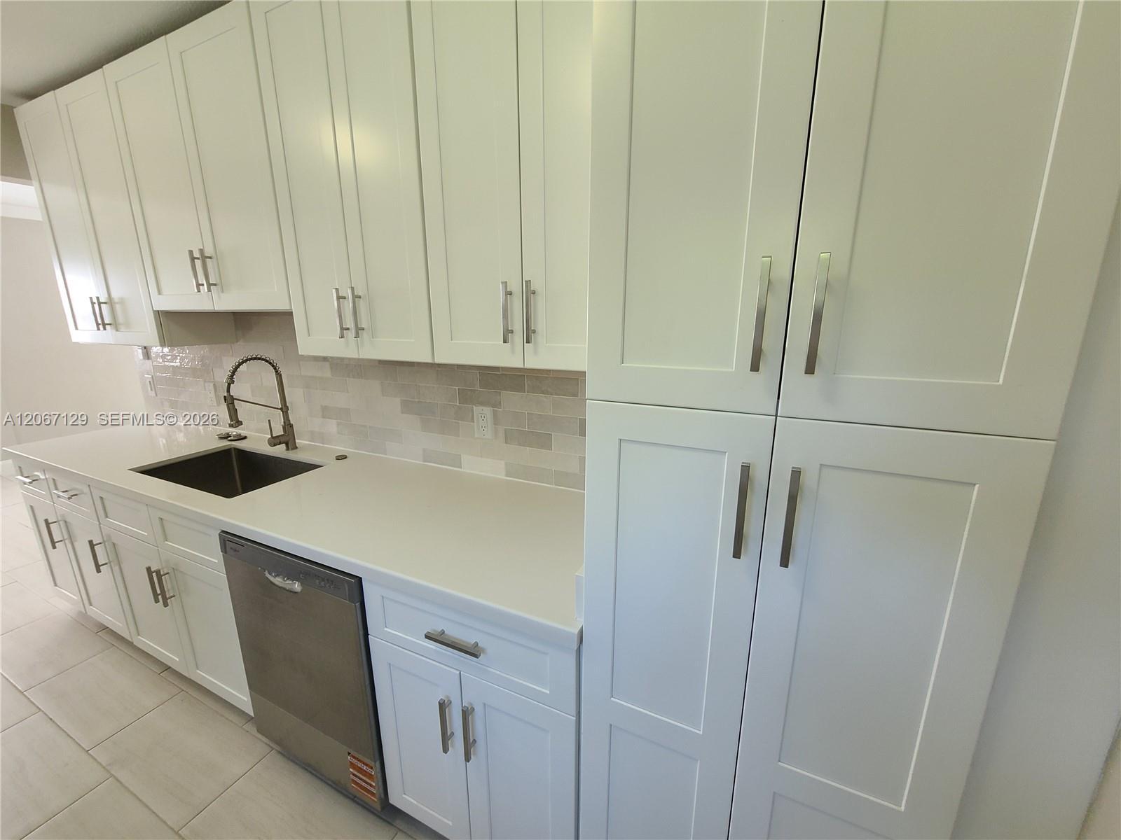1240 NE 207th Ter, Miami FL 33179 photo 2