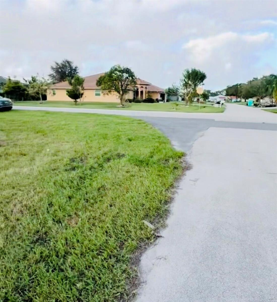 3244 SW HAMBRICK Street, Port St. Lucie FL 34953 photo 3