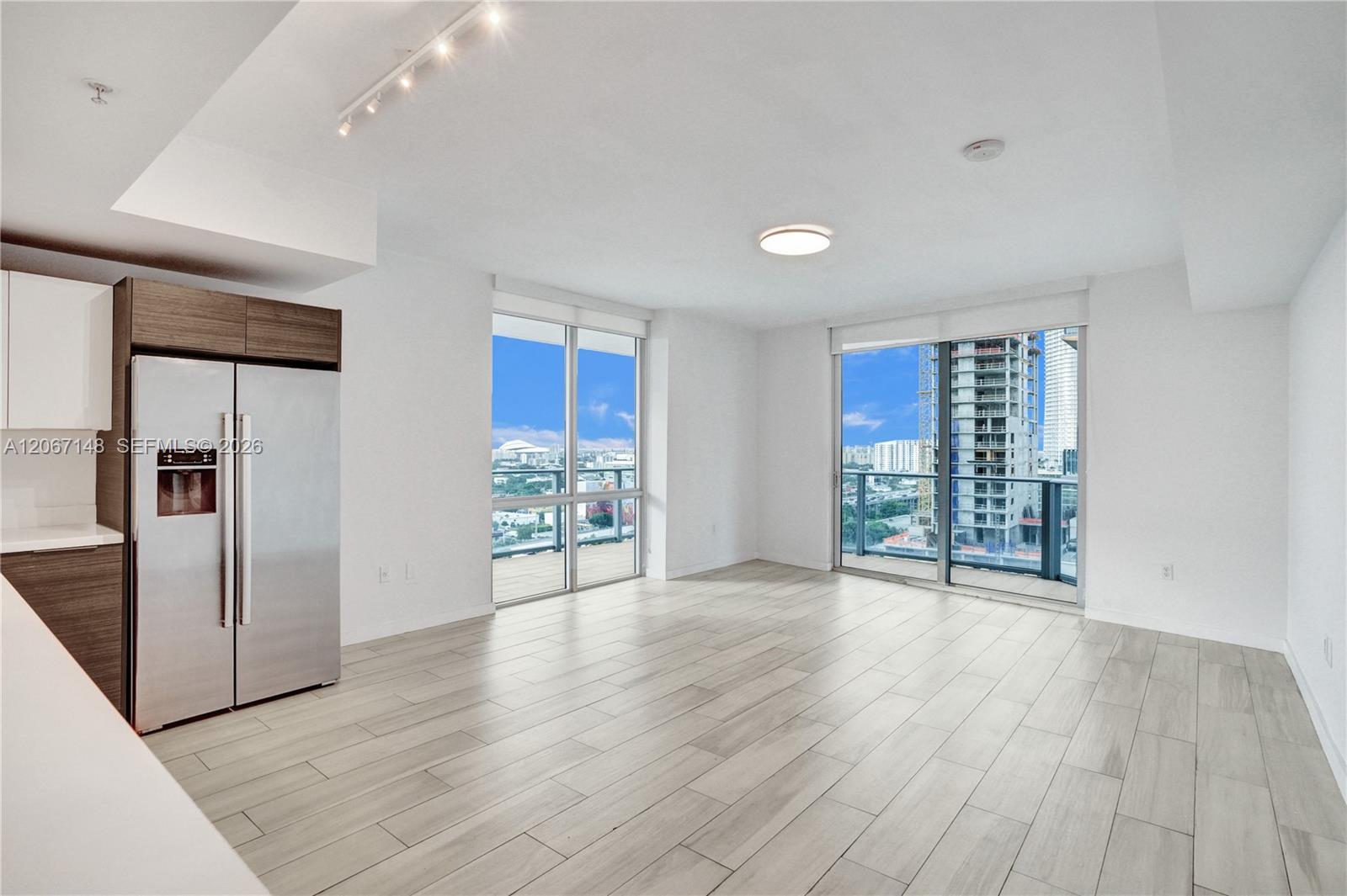 1010 SW 2nd Ave # 1708, Miami FL 33130 photo 5