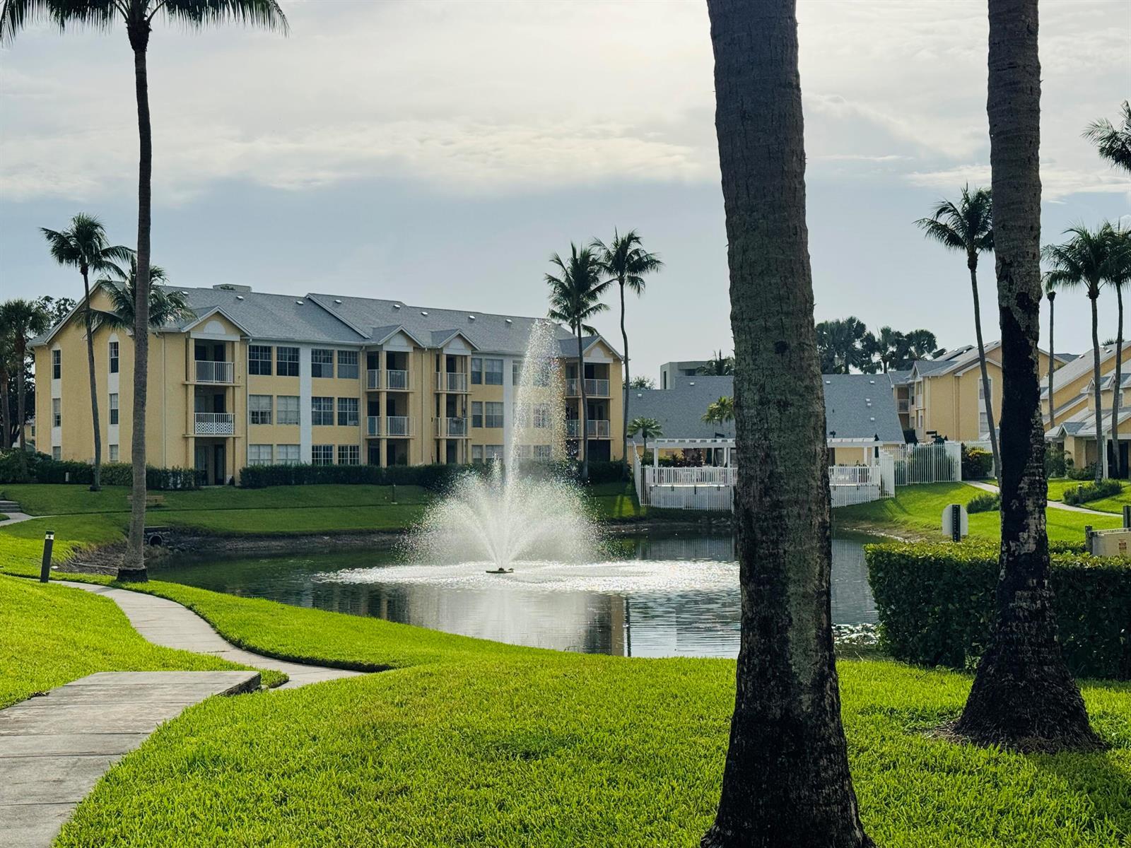 6323 La Costa Drive # H, Boca Raton FL 33433 photo 3