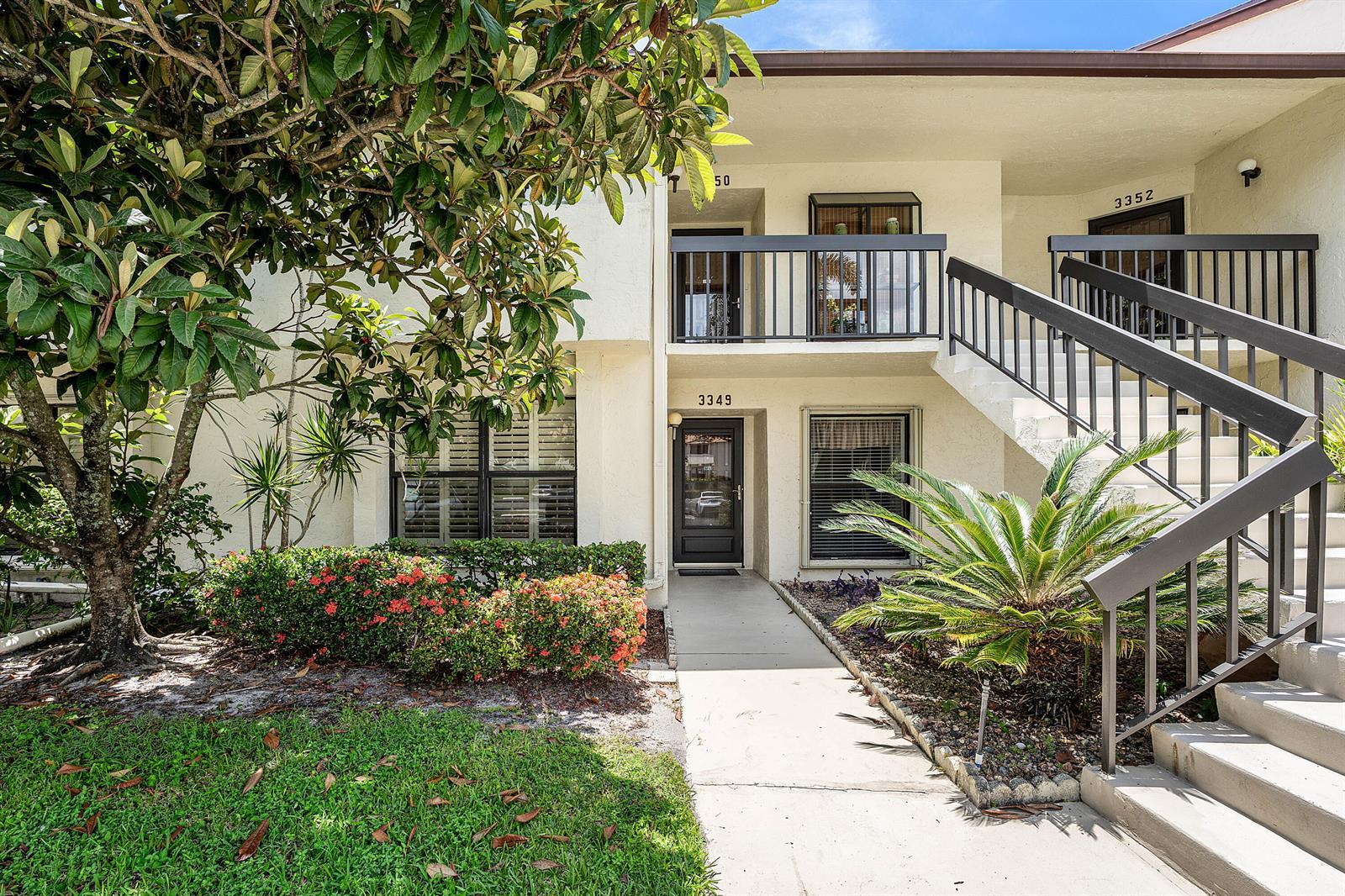 3349 Lucerne Park Drive, FL 33467 photo 4