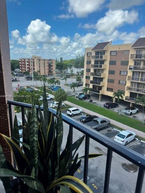 5201 NW 7th St # 506, Miami FL 33126 photo 3