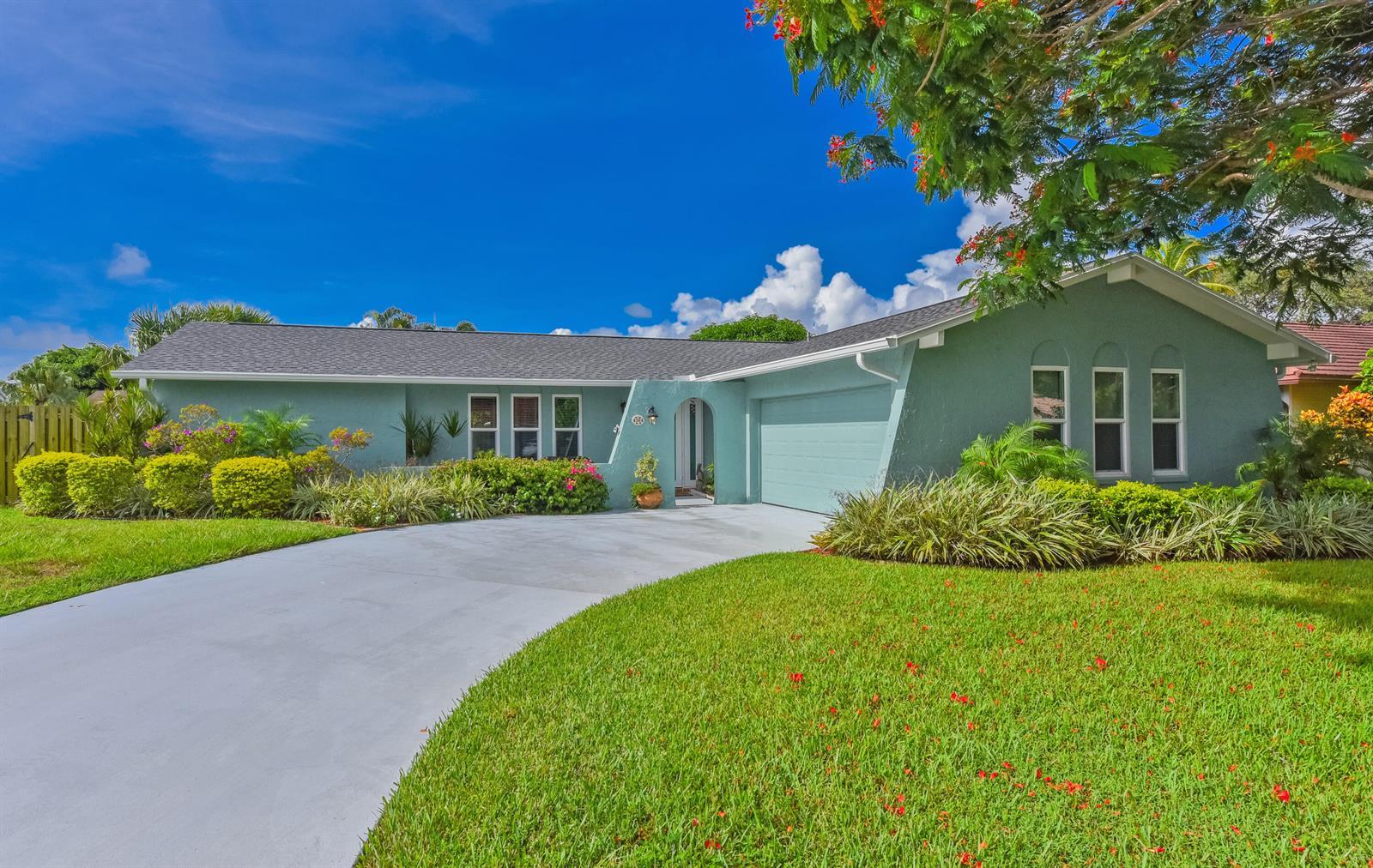 4368 Hawthorn Avenue, Palm Beach Gardens FL 33410 photo 3