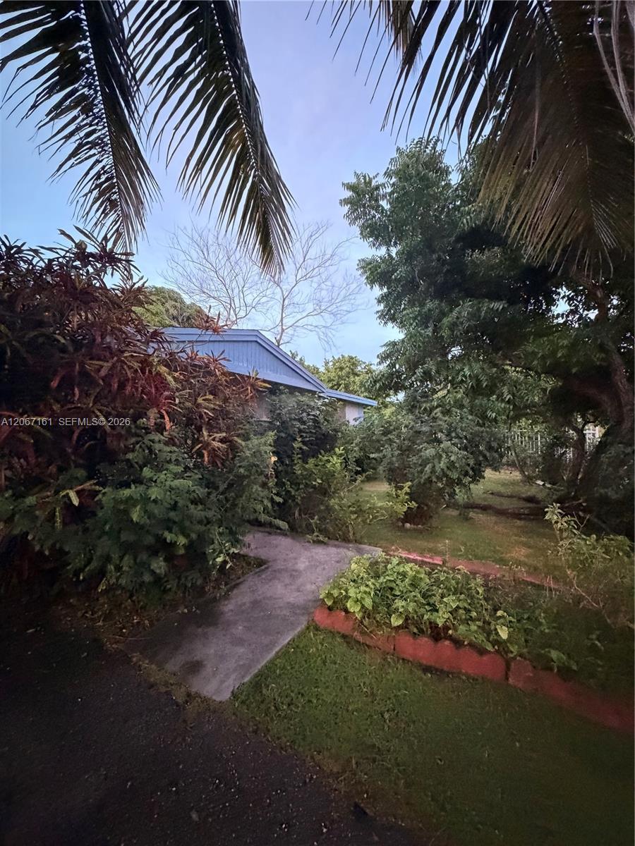 15005 SW 305th terrace, Homestead FL 33033