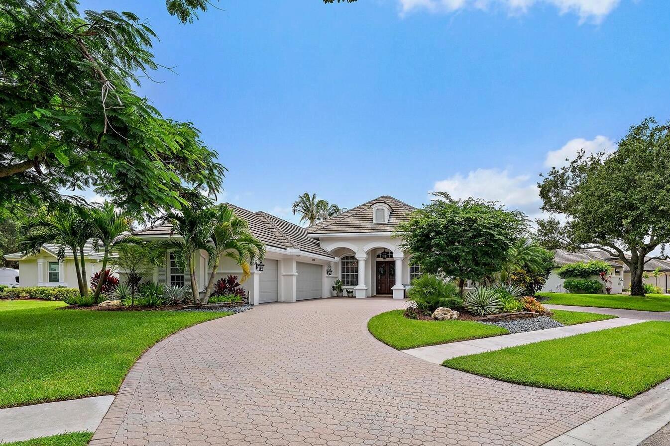 6768 Cypress Cove Circle, Jupiter FL 33458