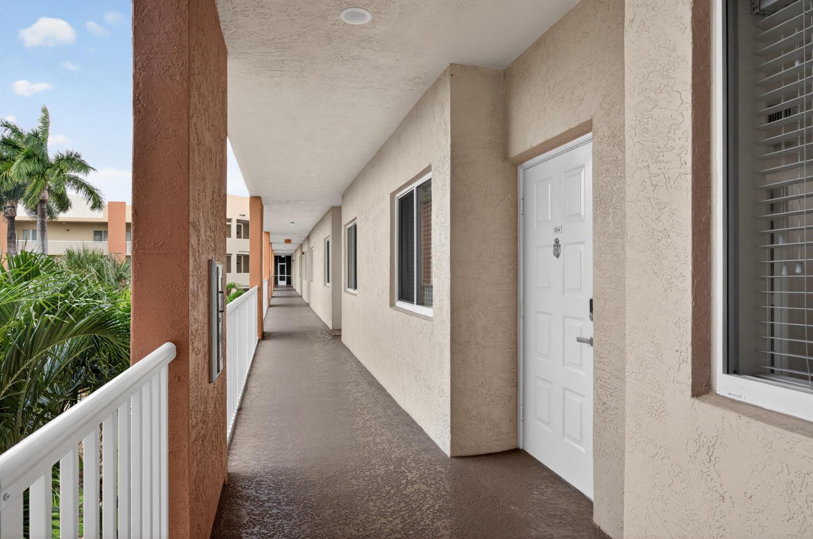 7775 Yardley Drive # 314, Tamarac FL 33321 photo 4