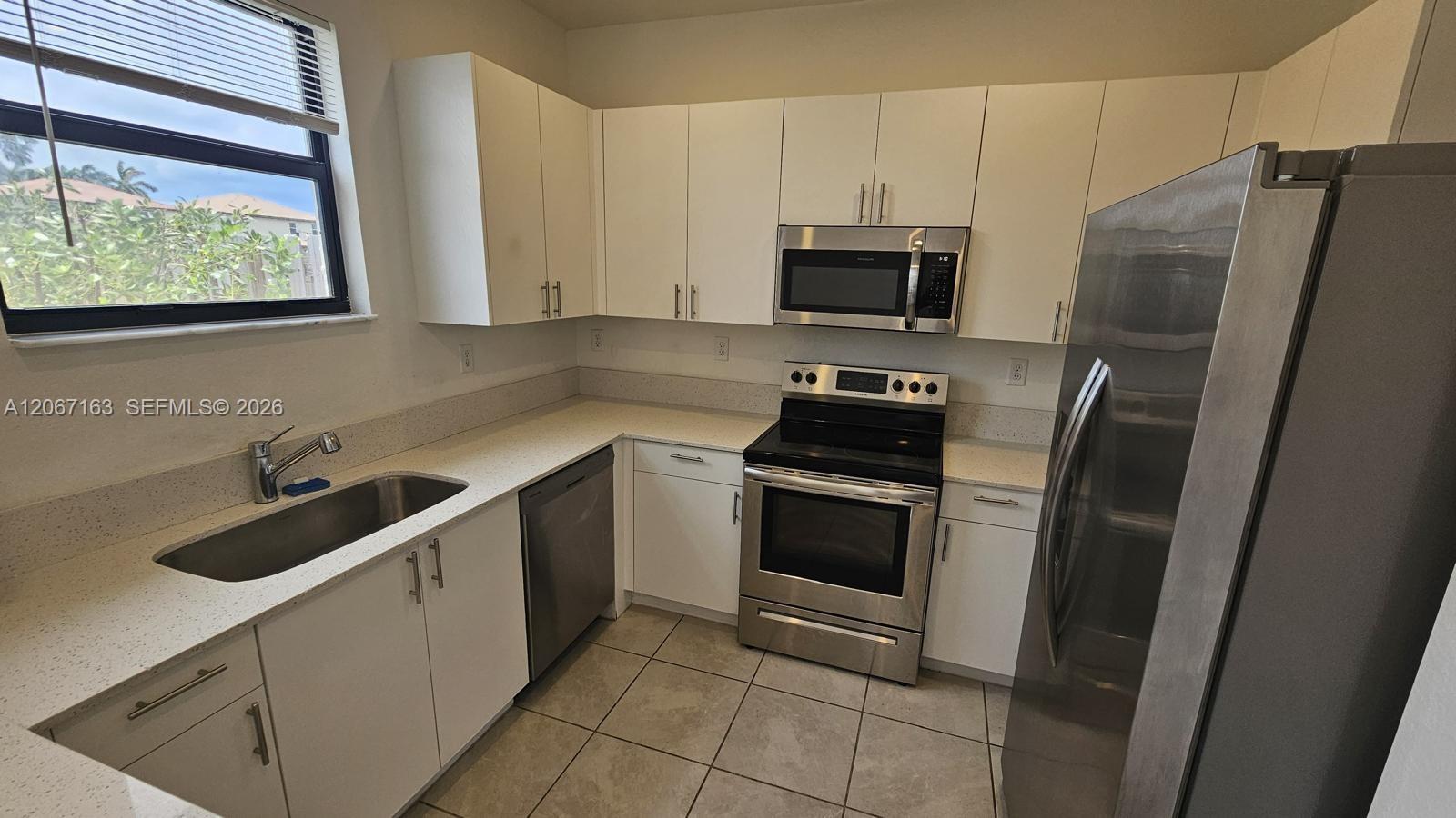 11910 SW 247th Ter, Homestead FL 33032 photo 3