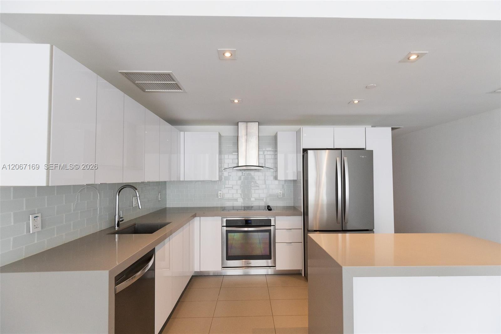 1600 NE 1st Ave # 1420, Miami FL 33132 photo 4
