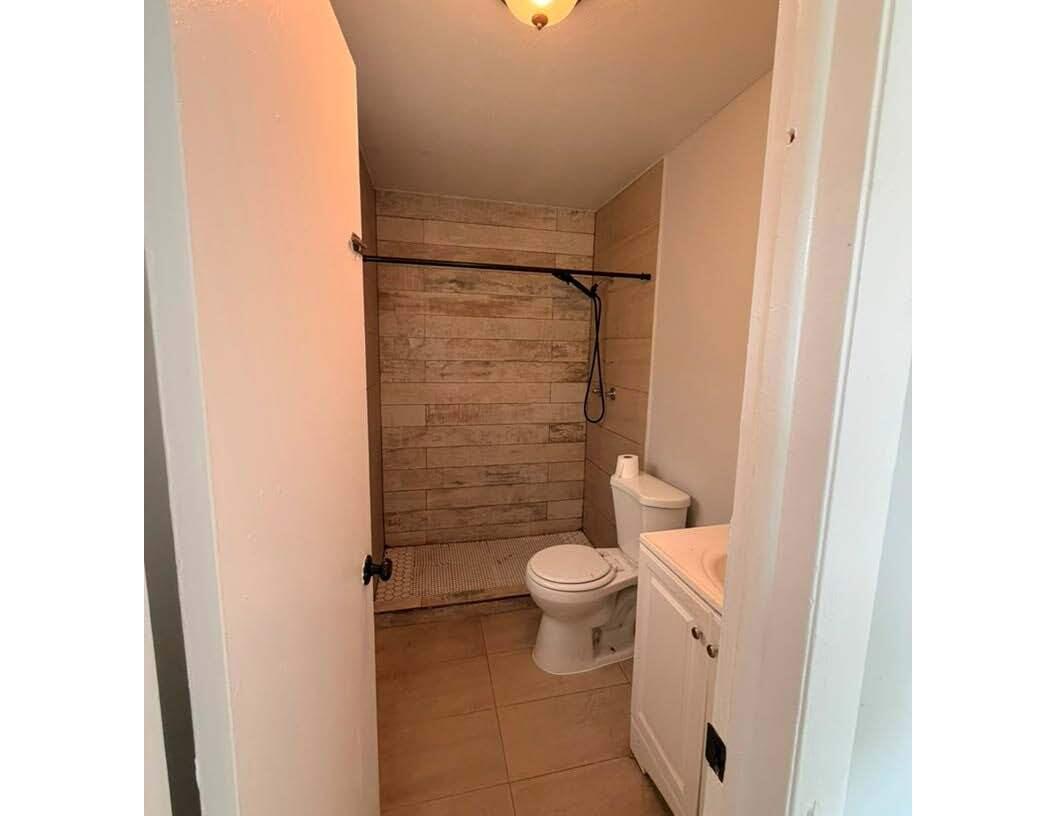 824 N G Street # A, FL 33460 photo 4