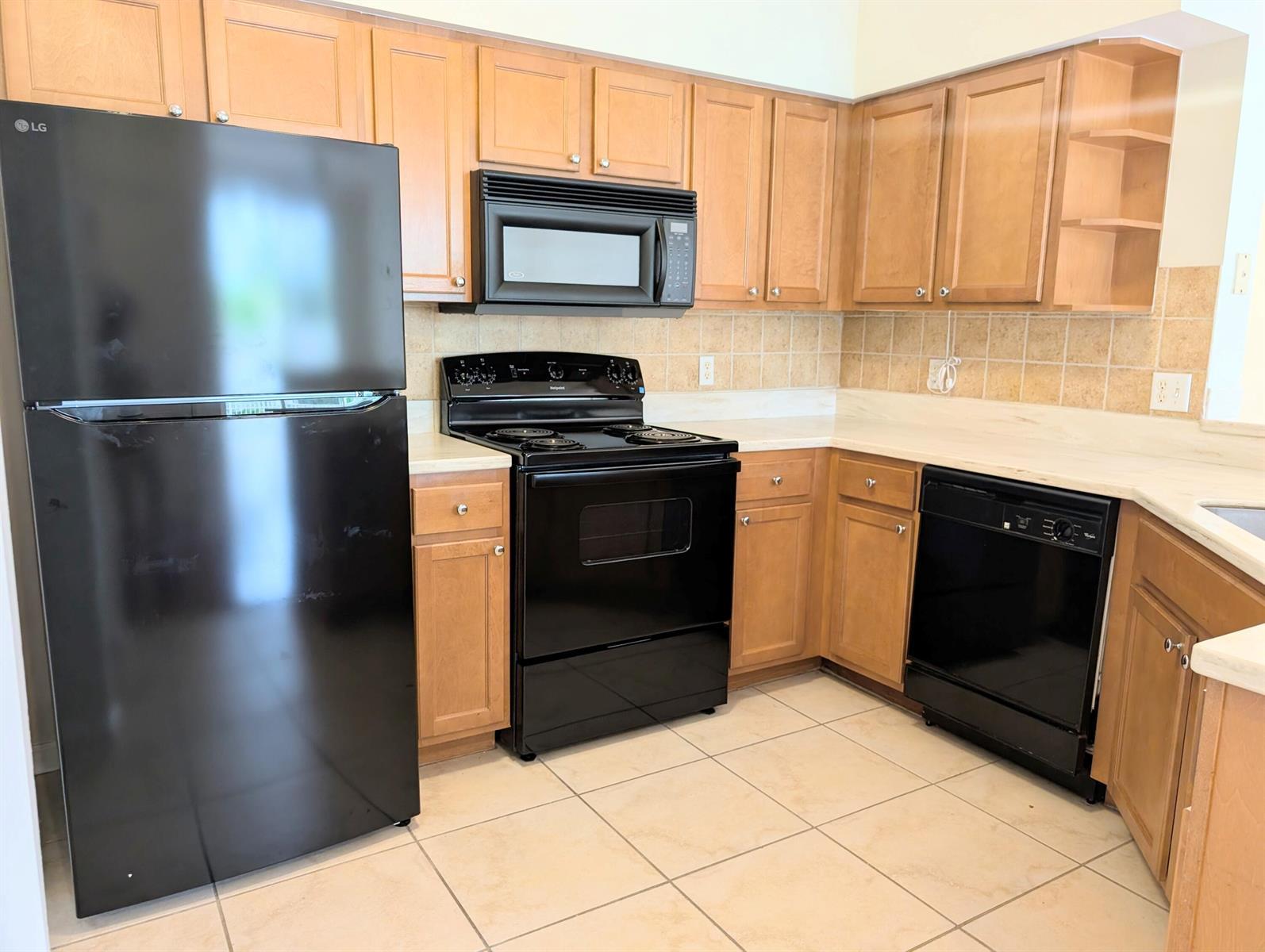 3210 Myrtlewood Circle E, Palm Beach Gardens FL 33418 photo 5