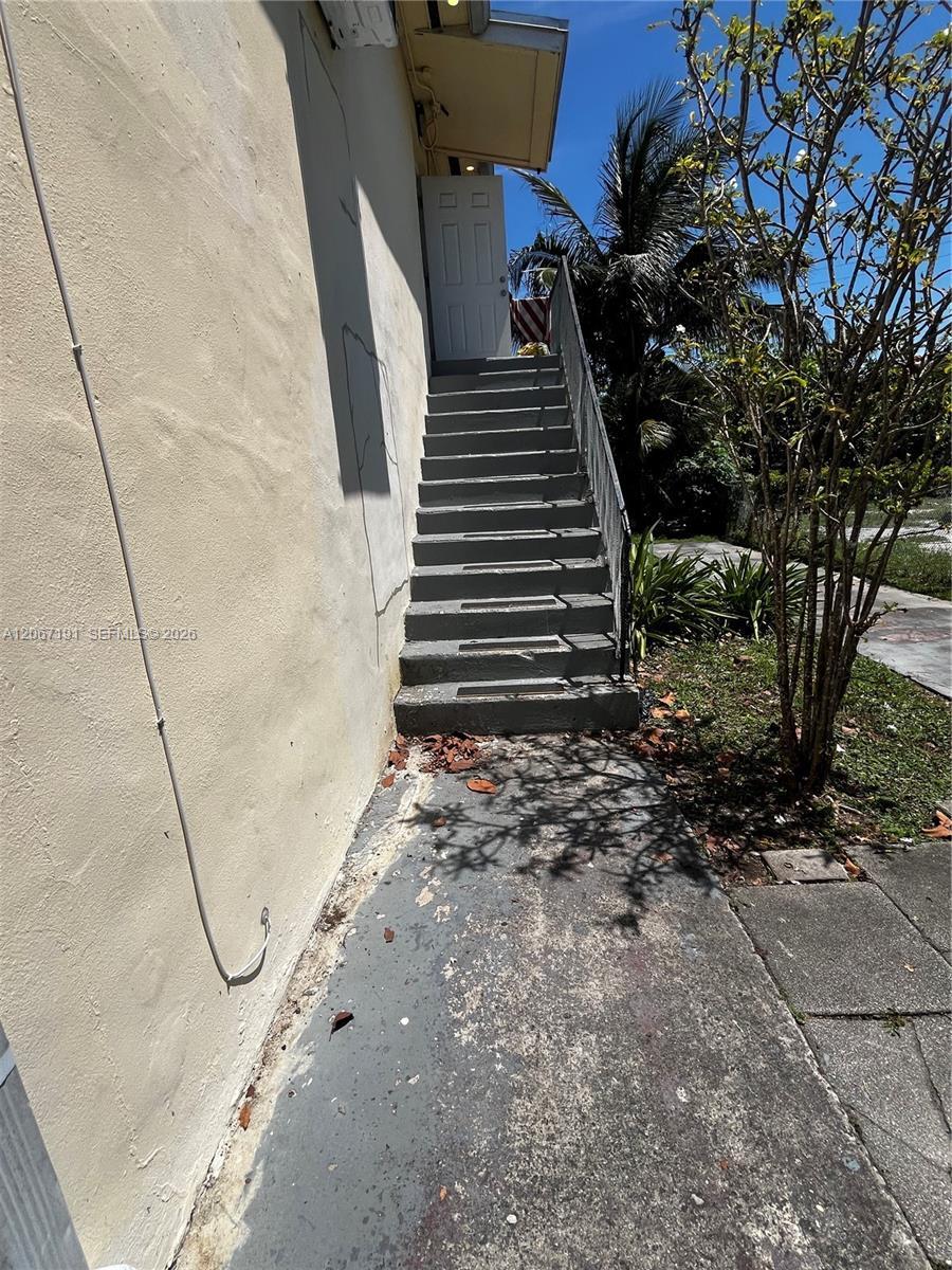 5926 Wiley St # 3, Hollywood FL 33023 photo 2